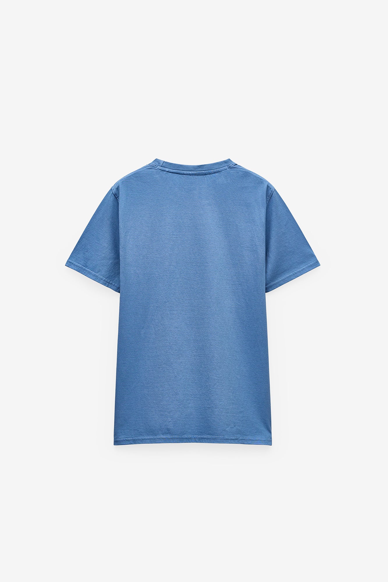 T-SHIRT COM PRINT QUEBRAMAR AO TOM