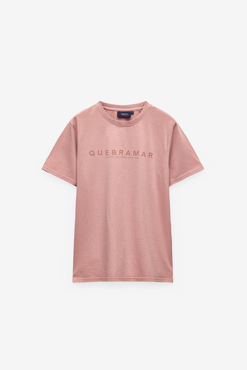 T-SHIRT COM PRINT QUEBRAMAR AO TOM