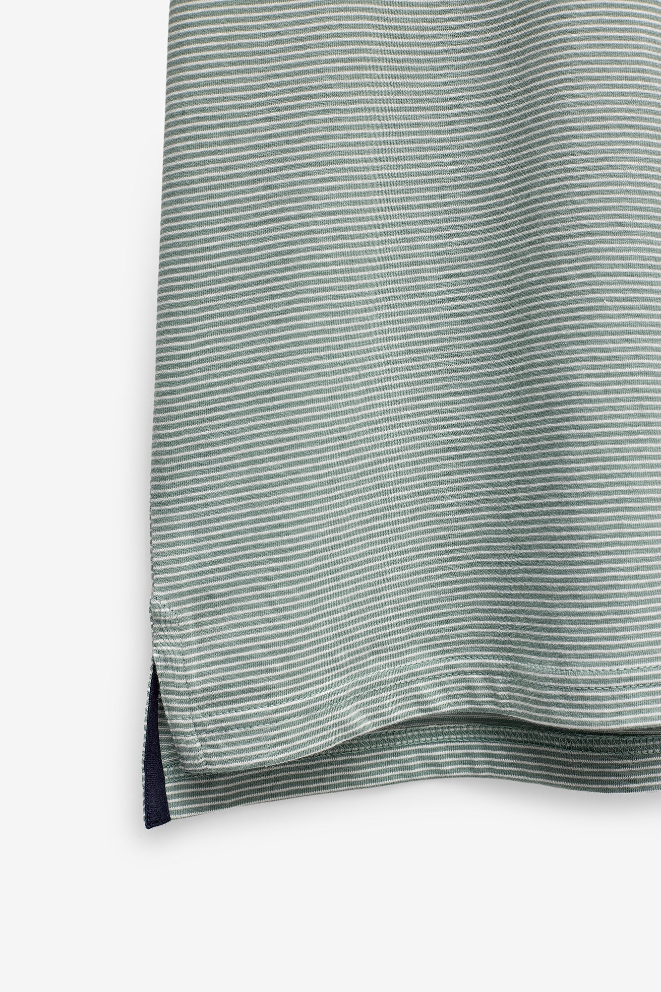 CAMISETA MICRORRAYAS