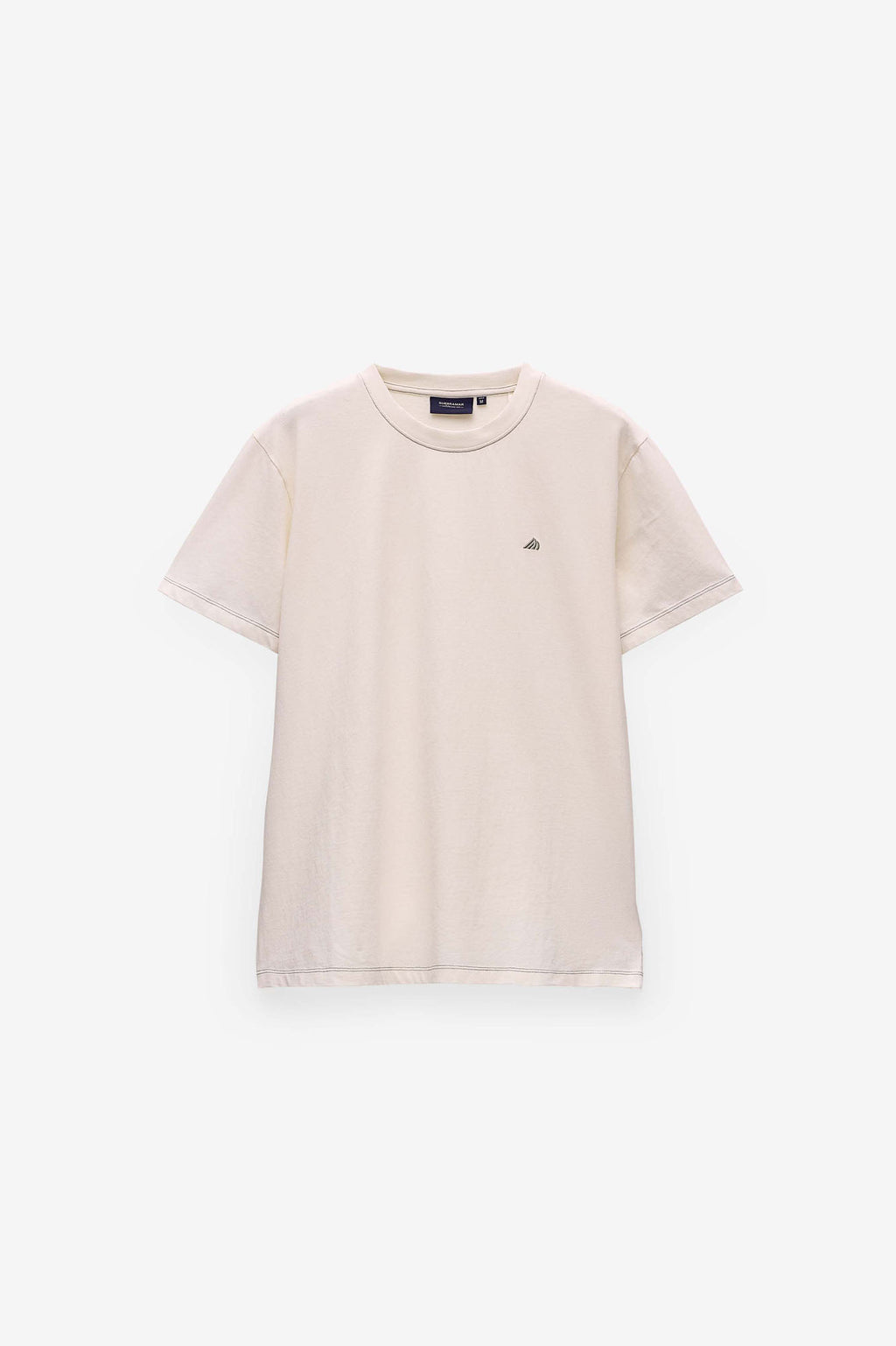 CAMISETA CON LOGO EN CONTRASTE