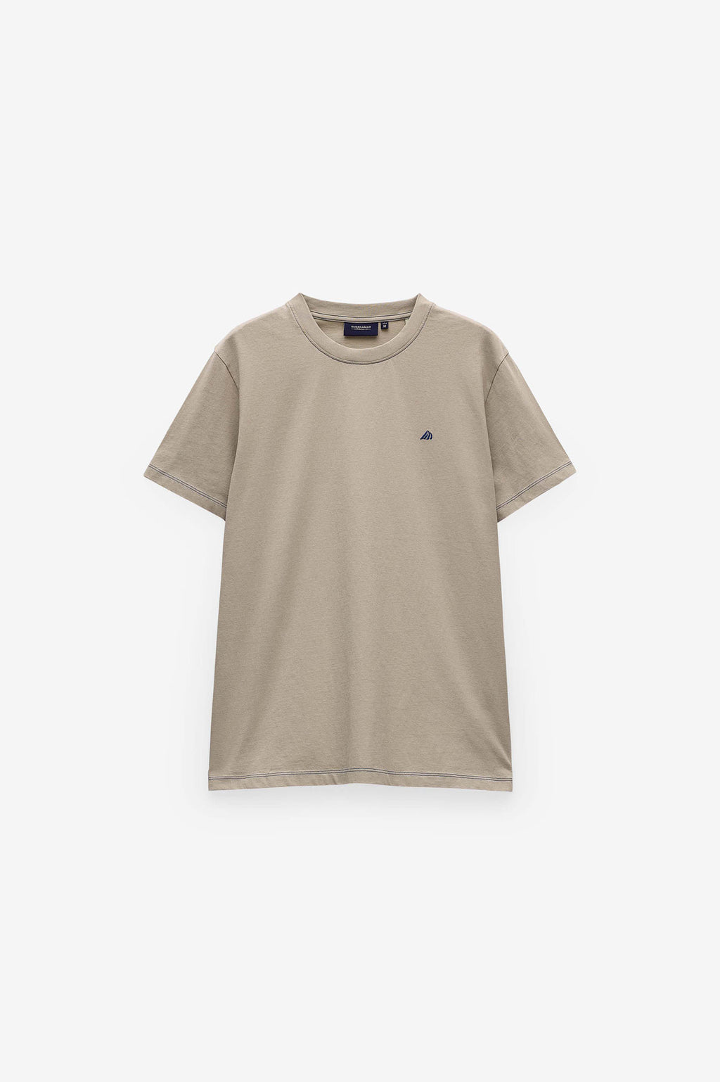 T-SHIRT COM LOGO EM CONTRASTE