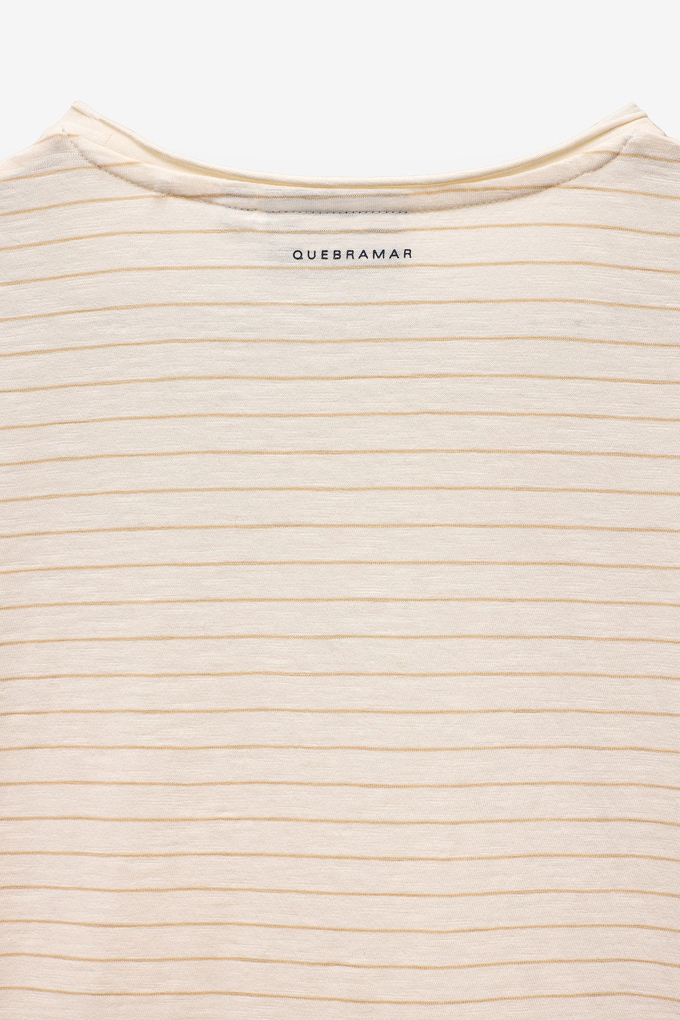 T-SHIRT ÀS RISCAS