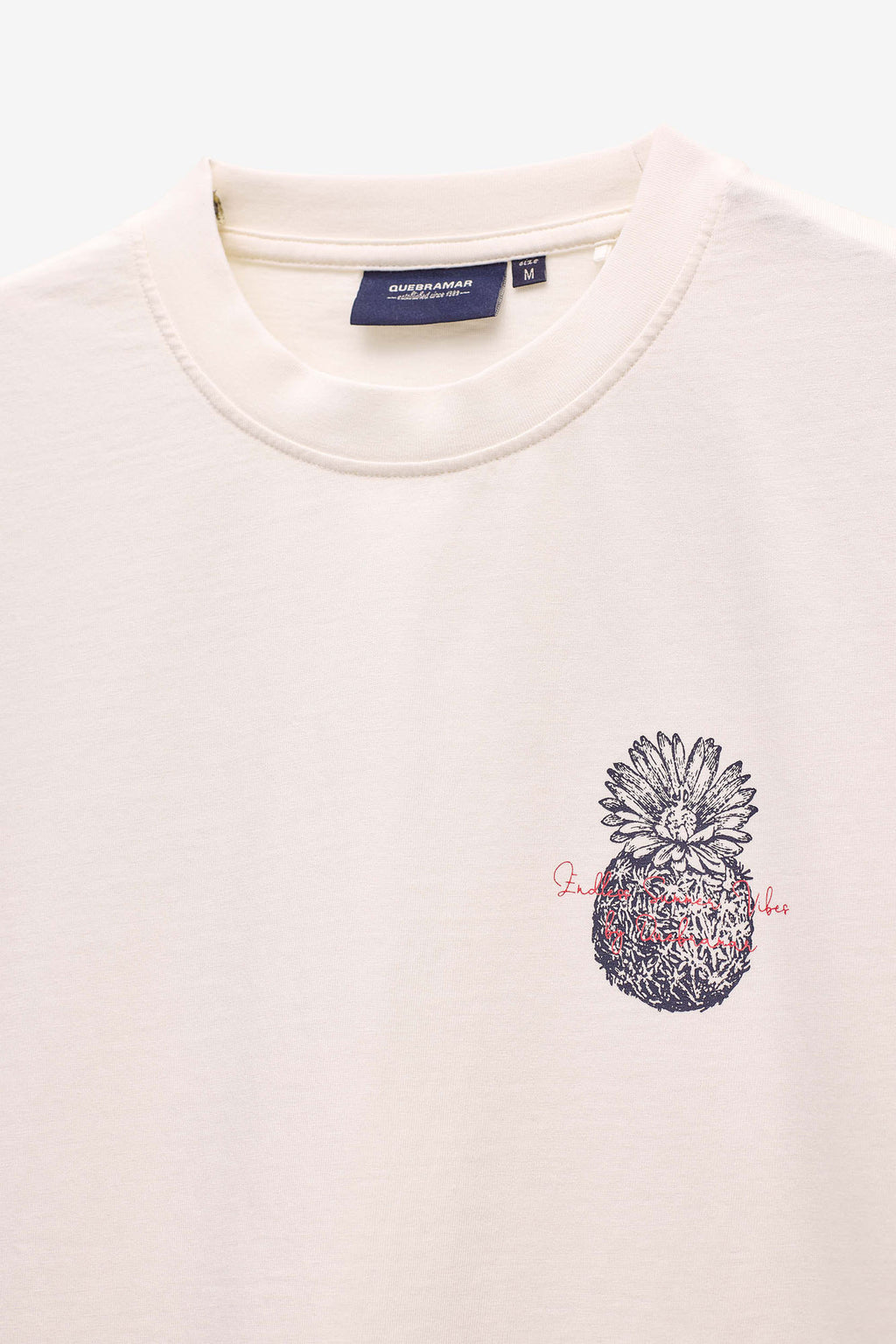 CAMISETA CON ESTAMPADO