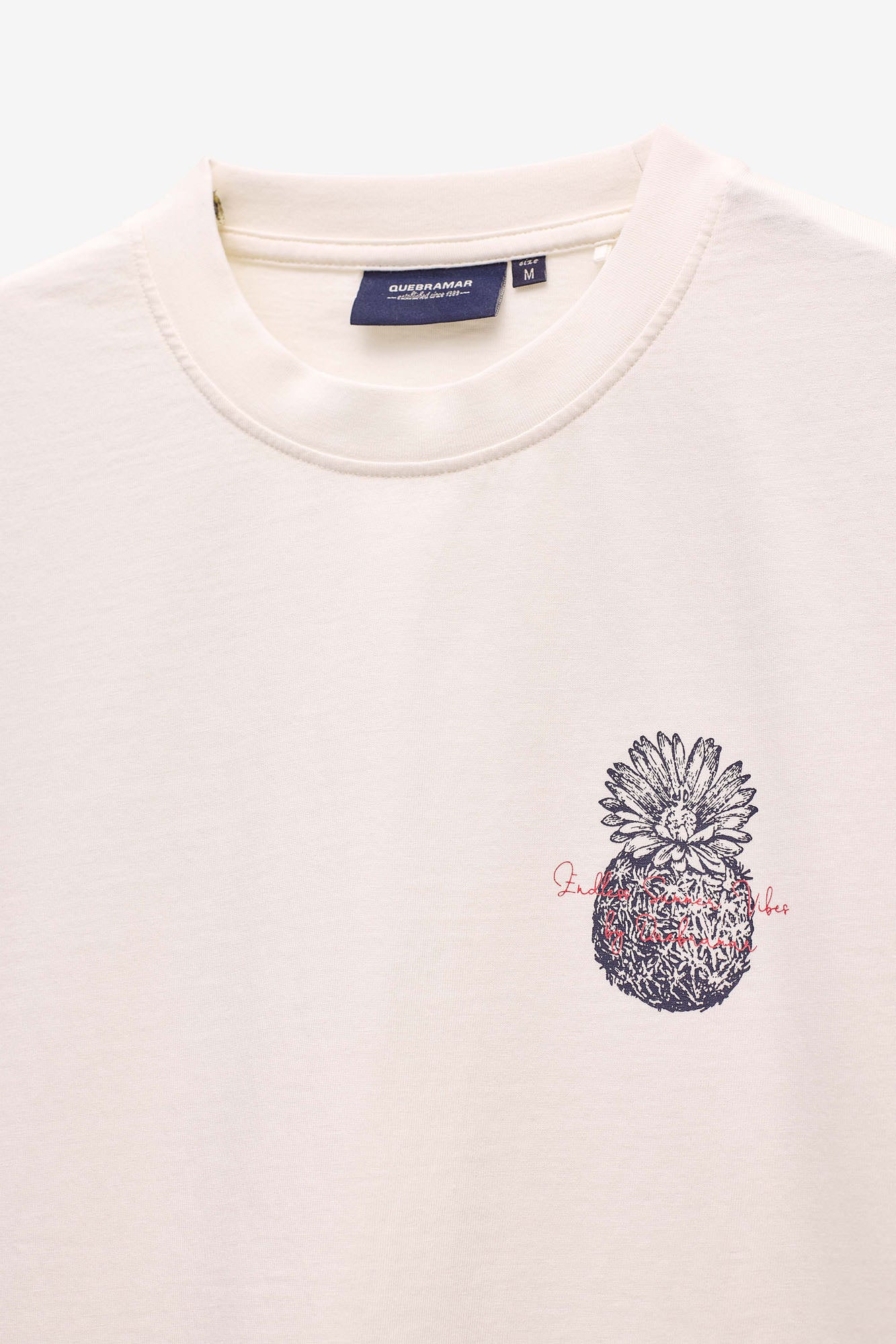 CAMISETA CON ESTAMPADO
