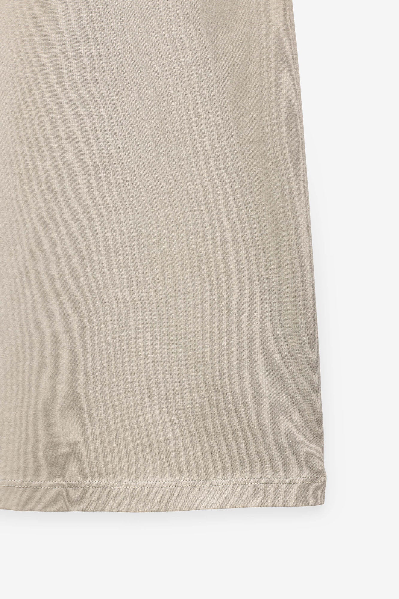 CAMISETA CON ESTAMPADO