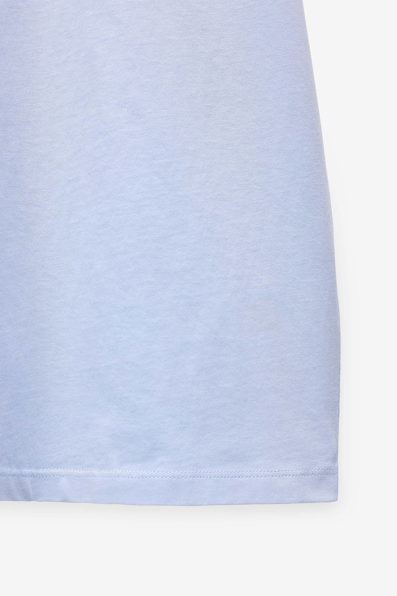 CAMISETA CON ESTAMPADO