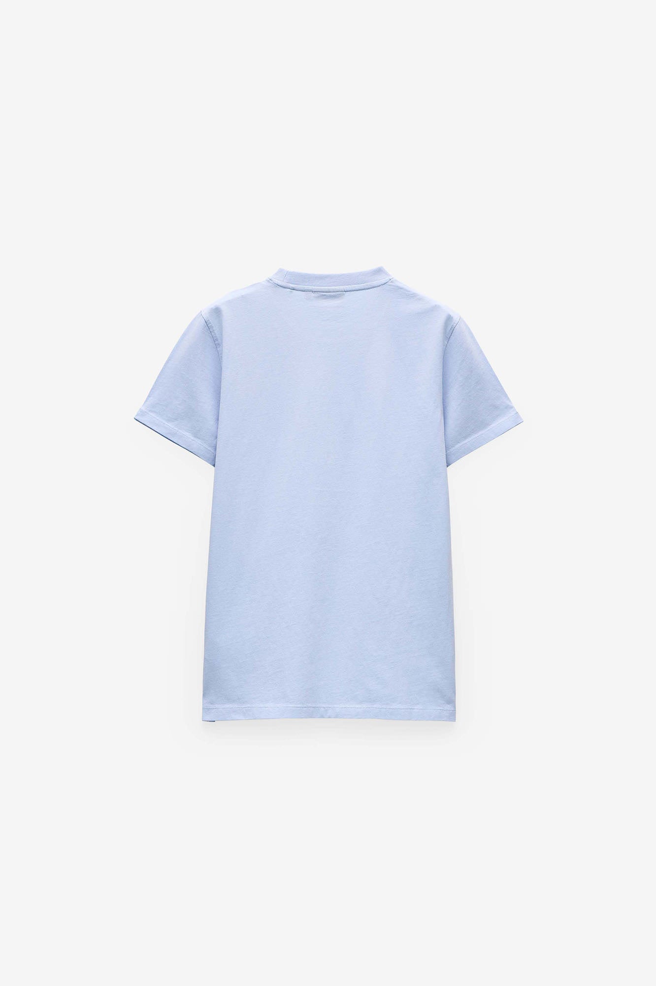 CAMISETA CON ESTAMPADO