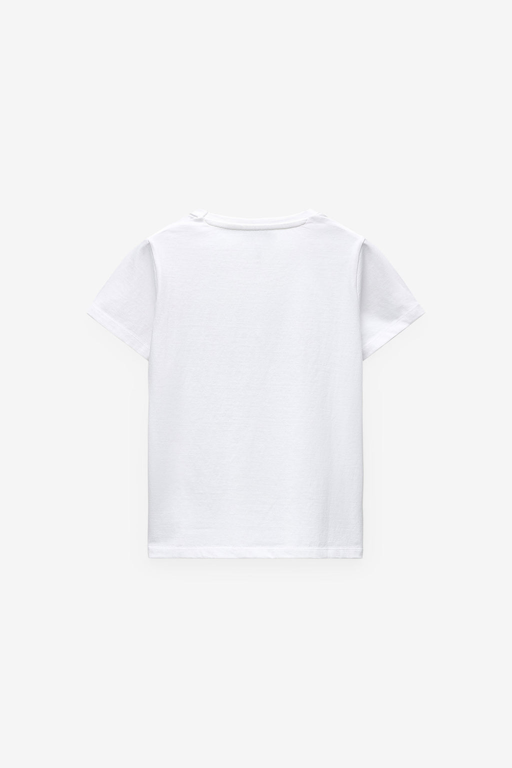 CAMISETA CON LOGO GEOMÉTRICO