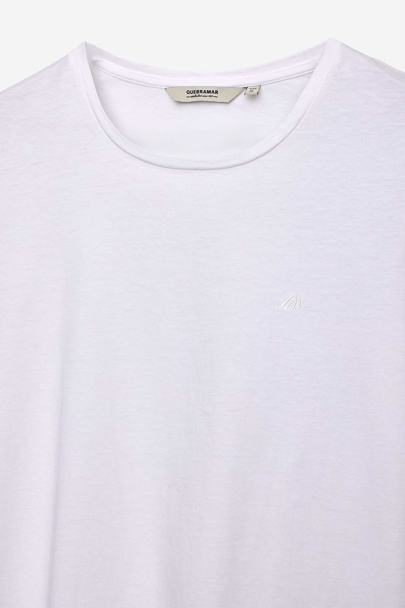 T-SHIRT COM LOGO