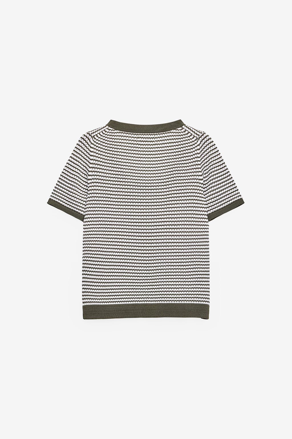 T-SHIRT EM MALHA