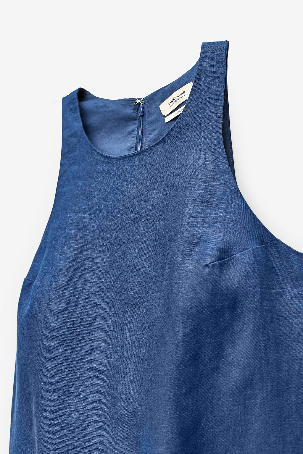 VESTIDO CURTO EM LINHO
