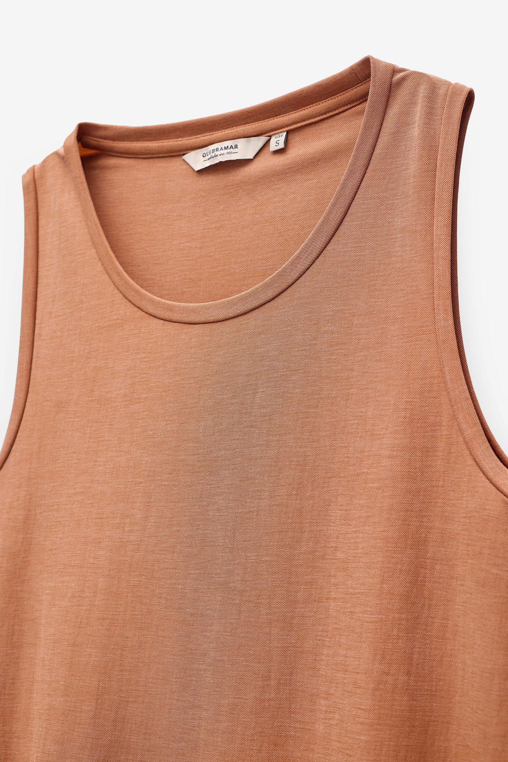 VESTIDO MIDI CON VOLANTE