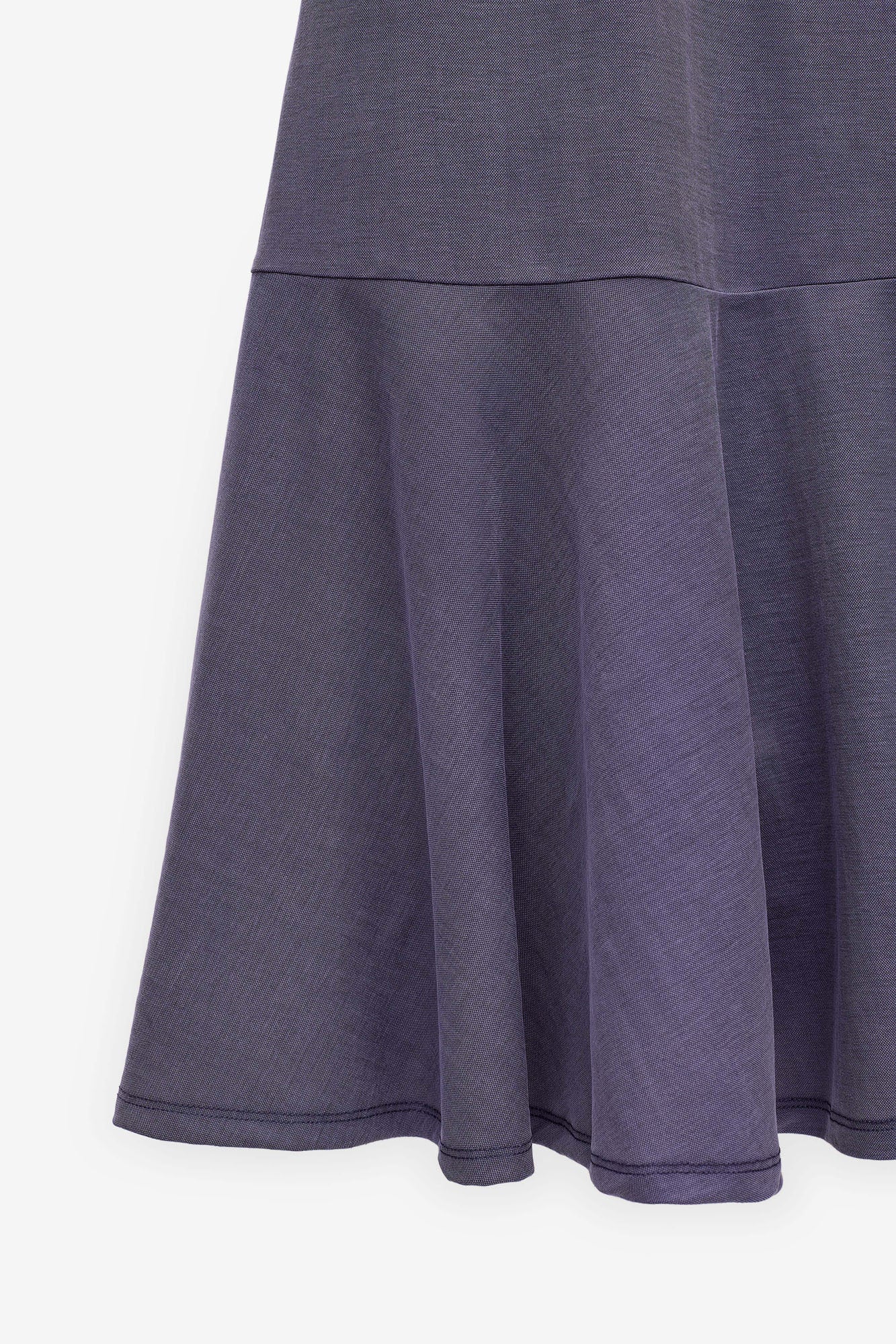 VESTIDO MIDI COM FOLHO