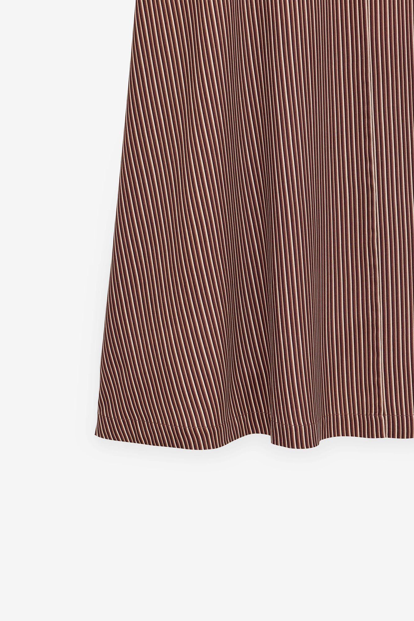 VESTIDO DE ALÇAS COMPRIDO ÀS RISCAS