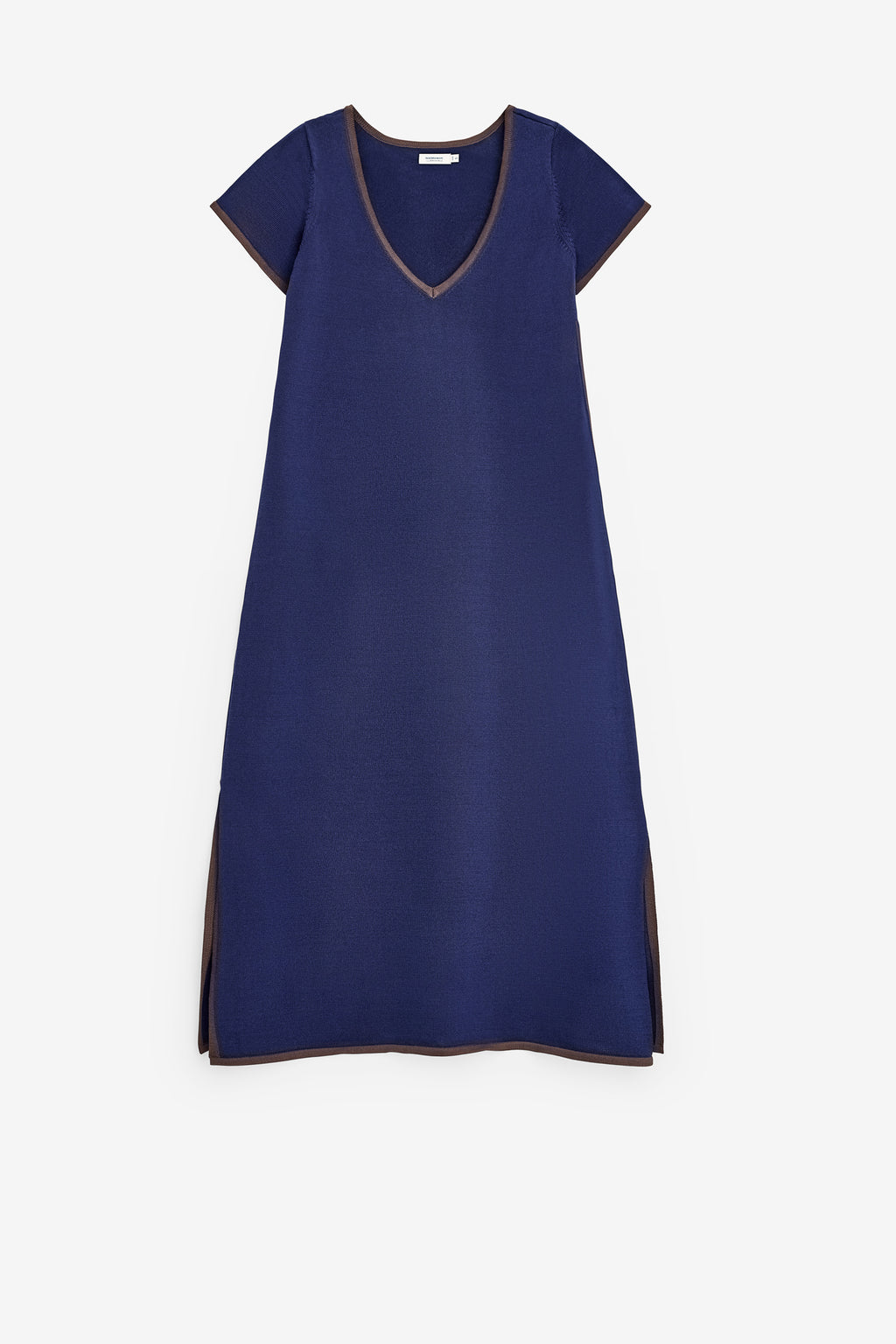 VESTIDO EN TEJIDO FRÍO ESCOTE EN V
