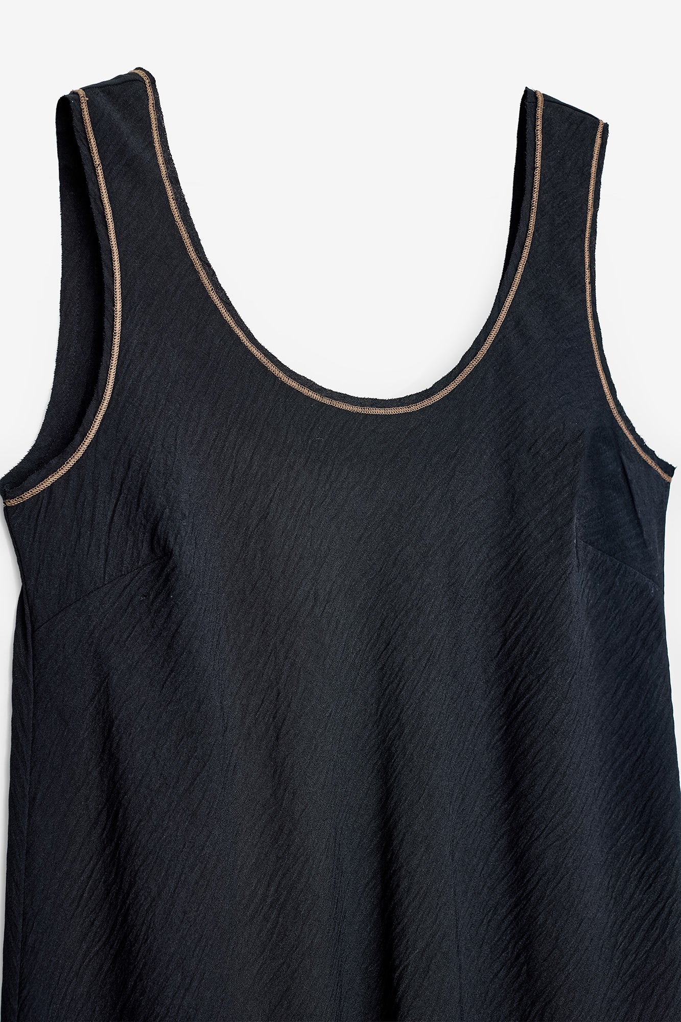 VESTIDO COMPRIDO COM ALÇAS LARGAS