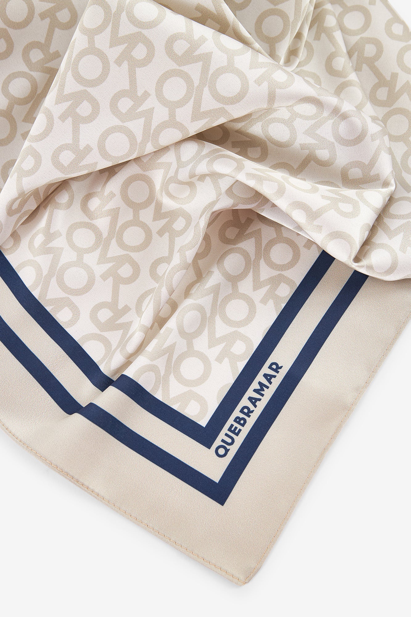 LENÇO ESTAMPADO QMR