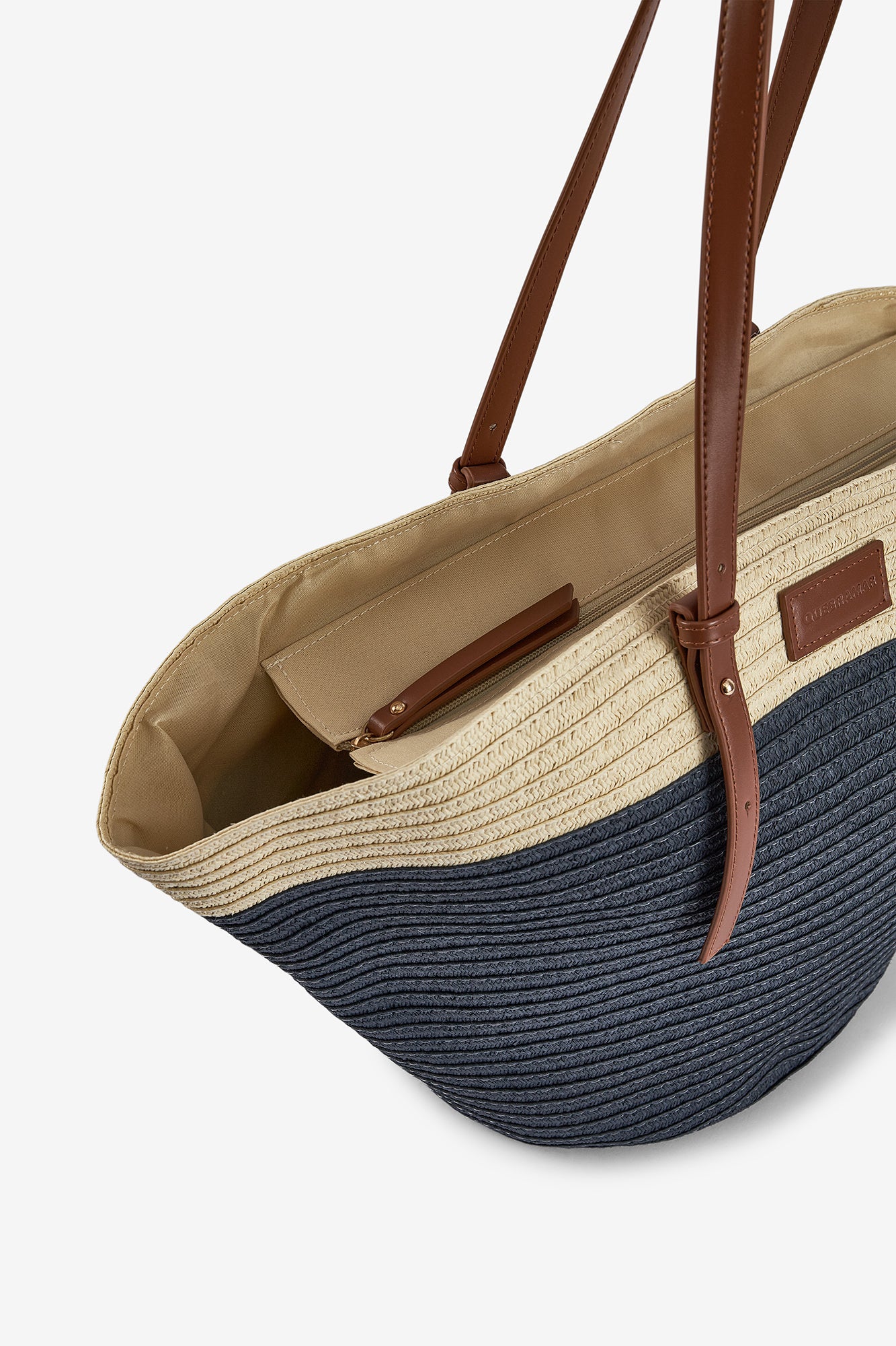 MALA SHOPPER EM PALHA