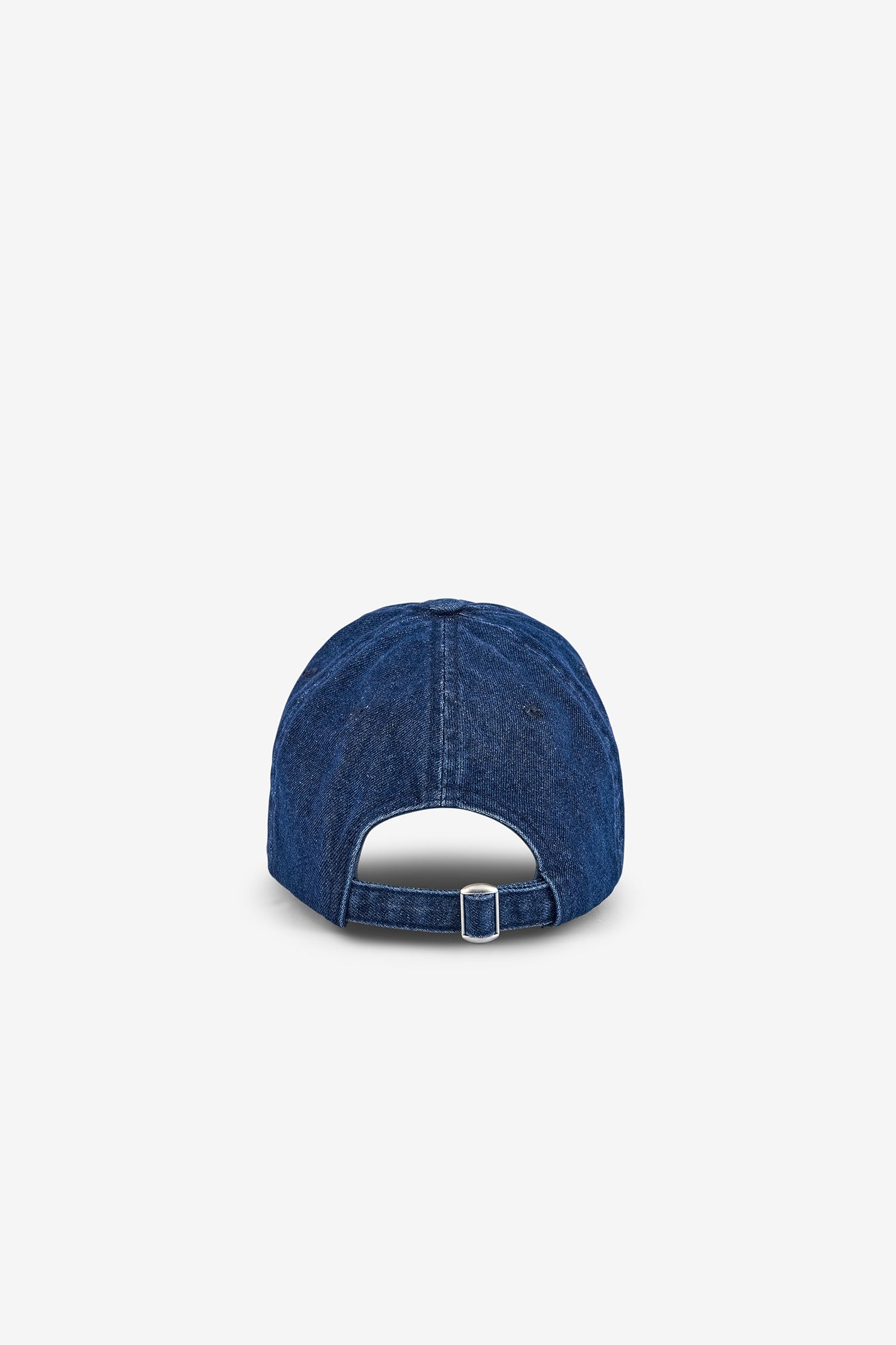 CAP COM LOGO EM CONTRASTE