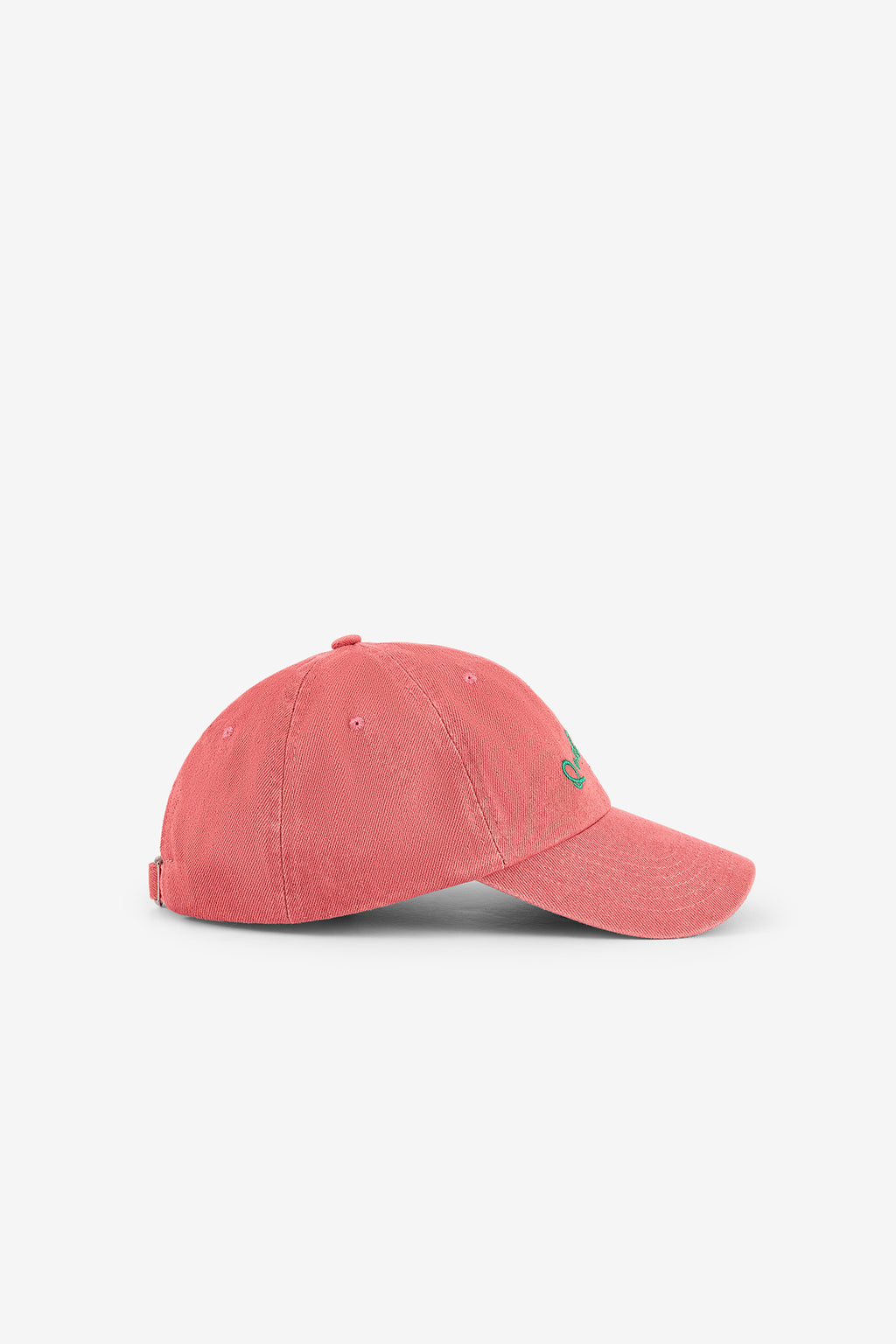 CAP COM LOGO EM CONTRASTE