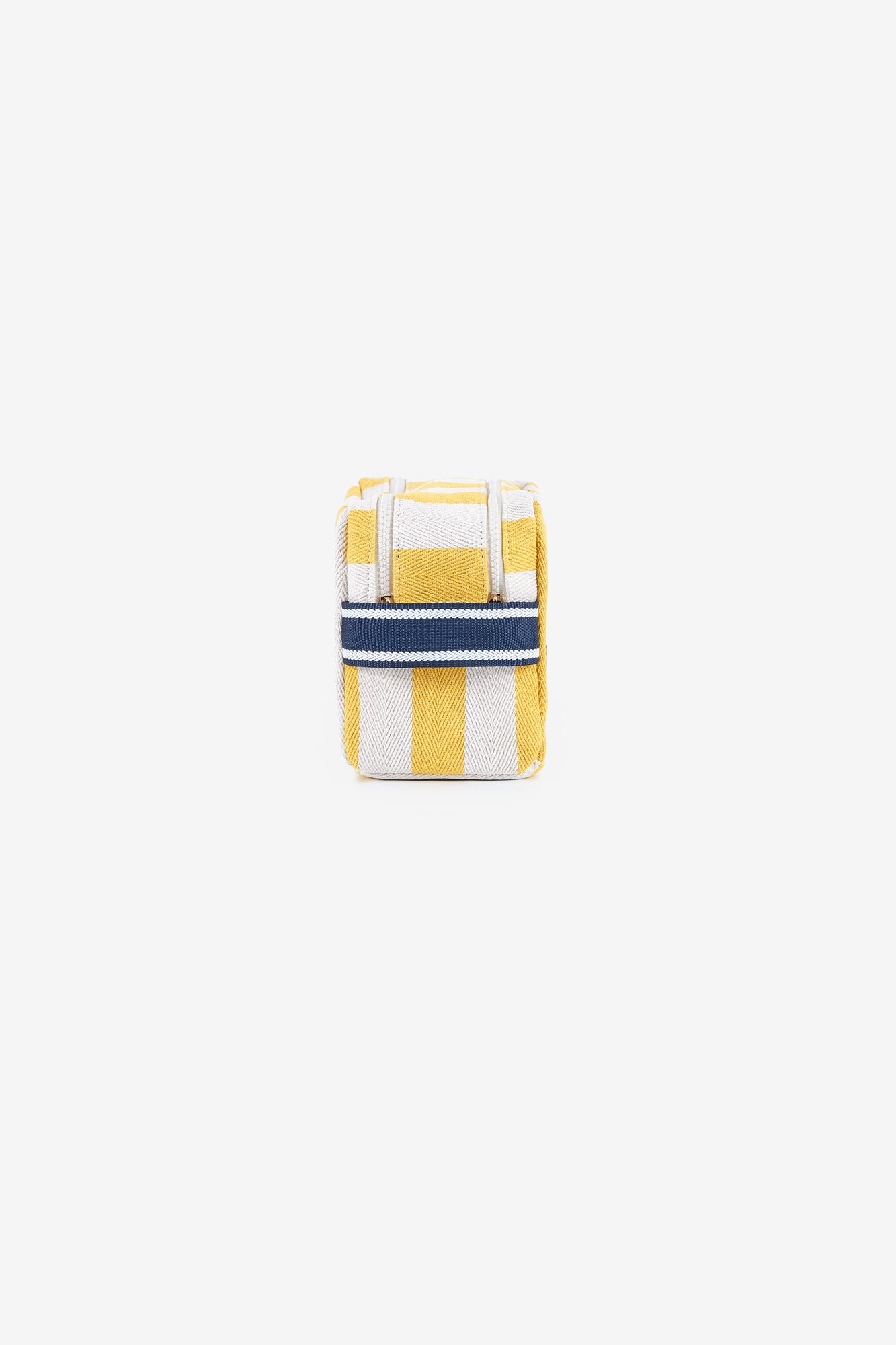 NECESSAIRE ÀS RISCAS
