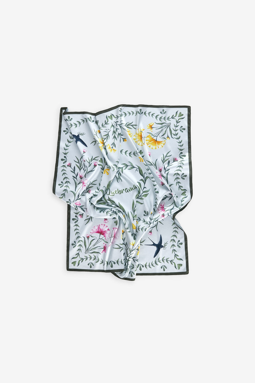 LENÇO FLORAL COM CORAÇÃO