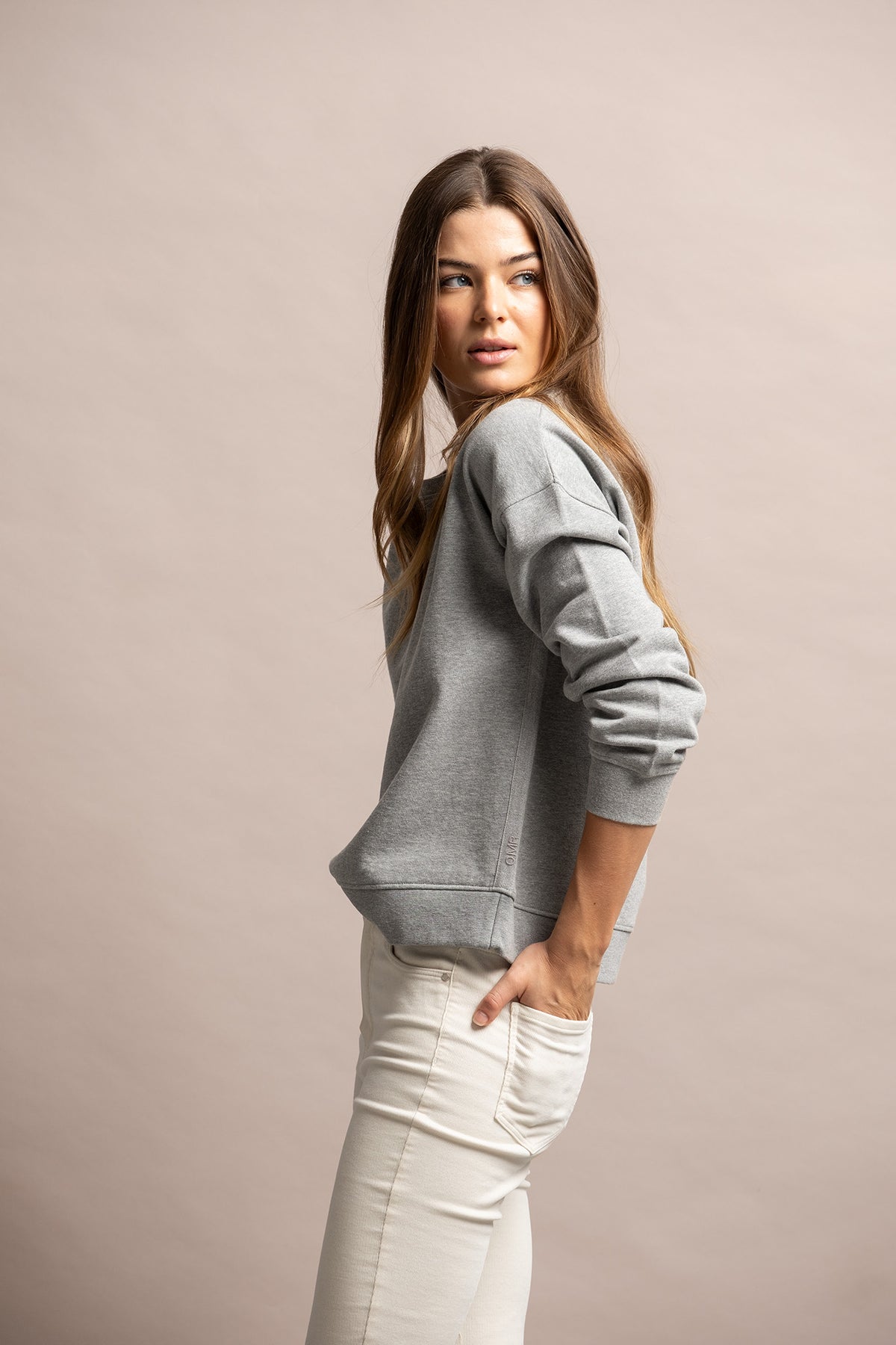 SWEATSHIRT BÁSICA COM DECOTE REDONDO