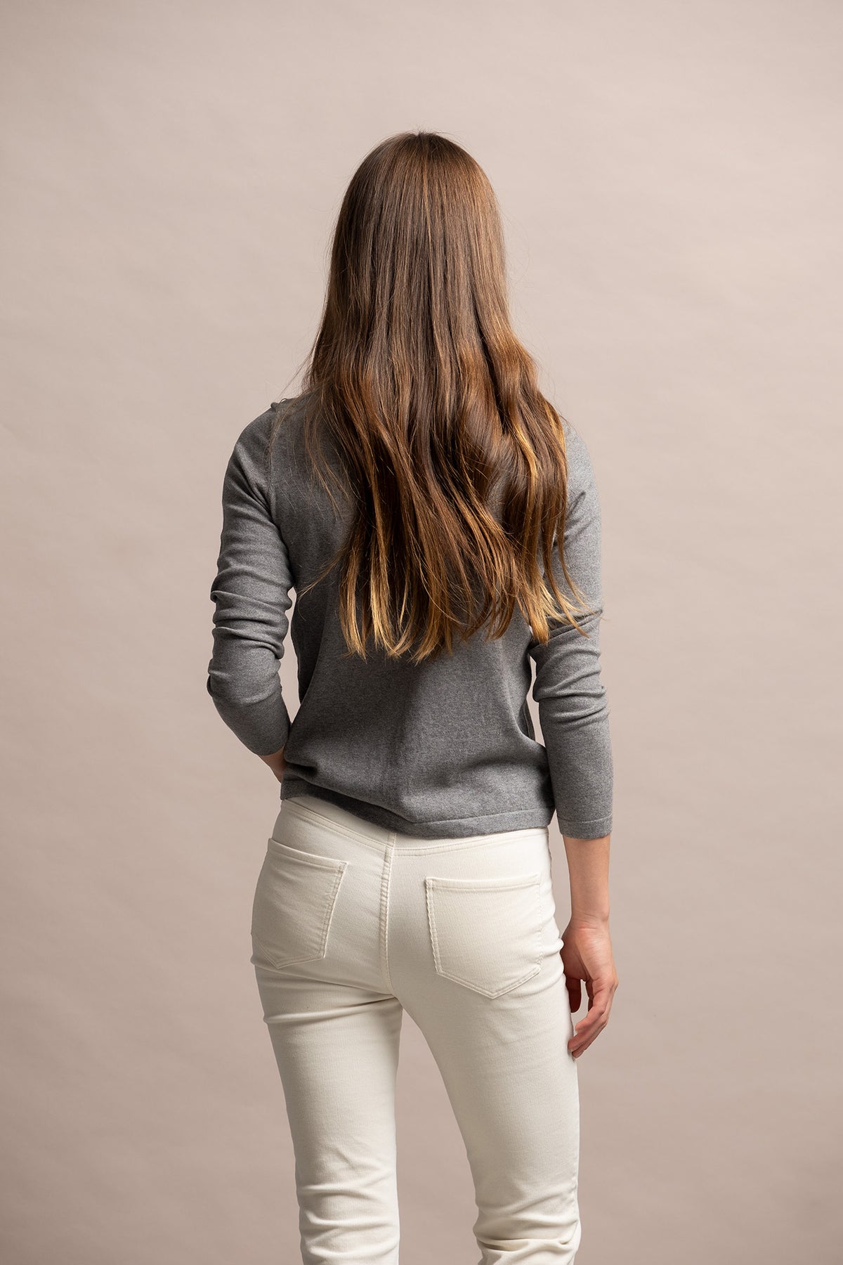 CAMISOLA DE MALHA COM DECOTE REDONDO