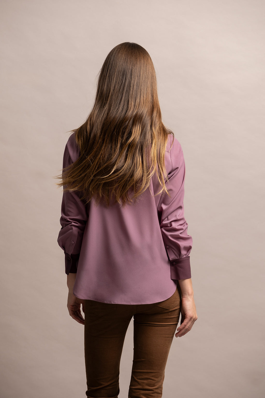 CAMISA COM CONTRASTE DE COR