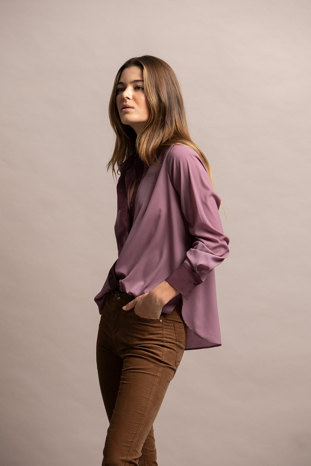 CAMISA COM CONTRASTE DE COR