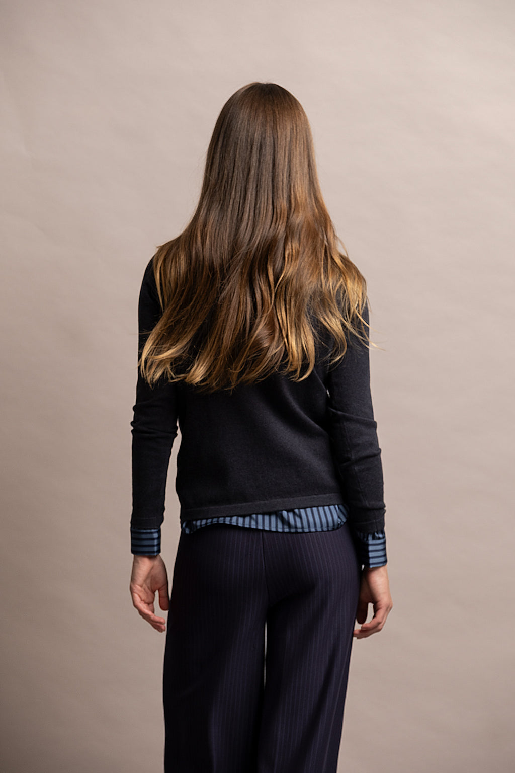CAMISOLA DE MALHA COM DECOTE REDONDO