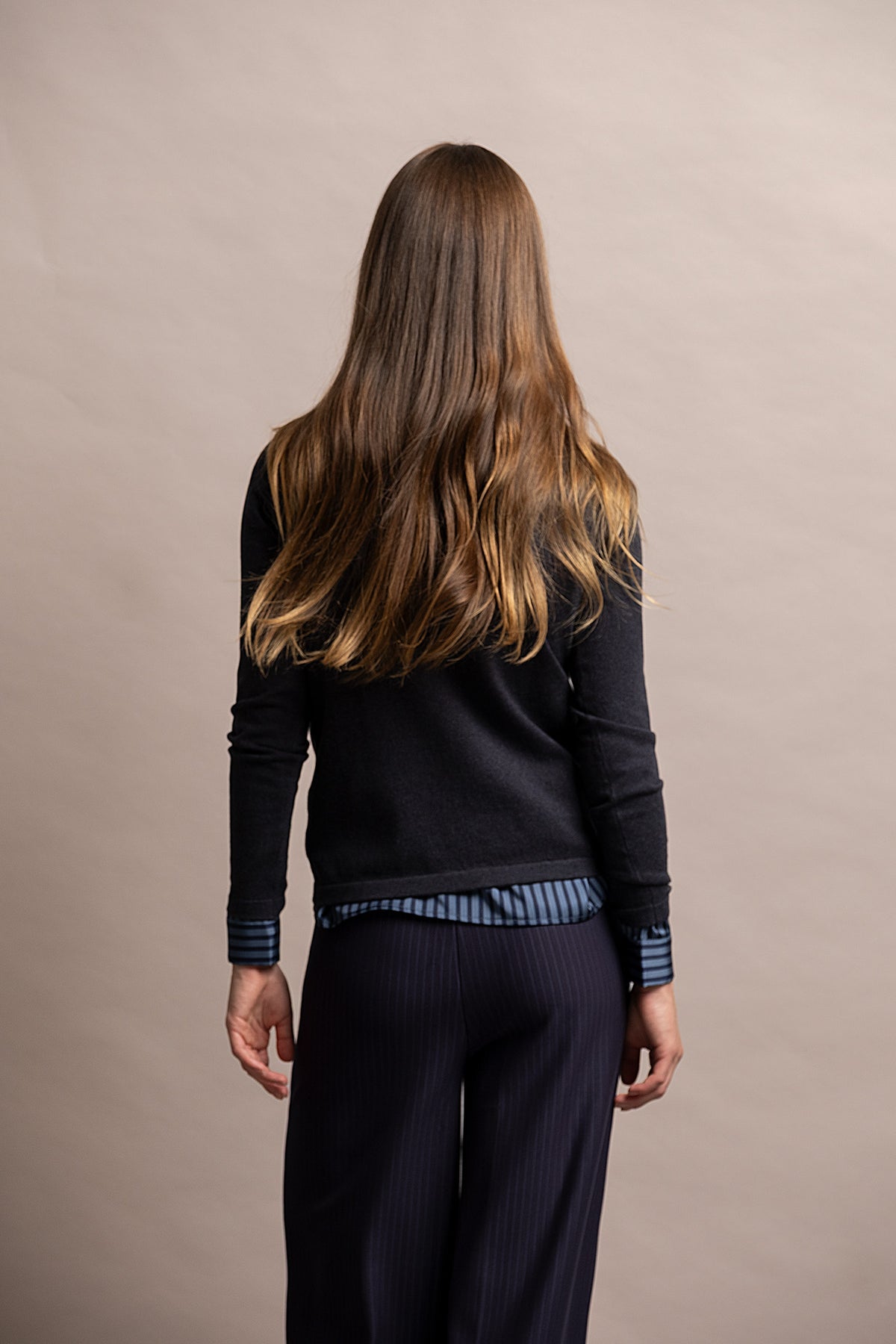CAMISOLA DE MALHA COM DECOTE REDONDO
