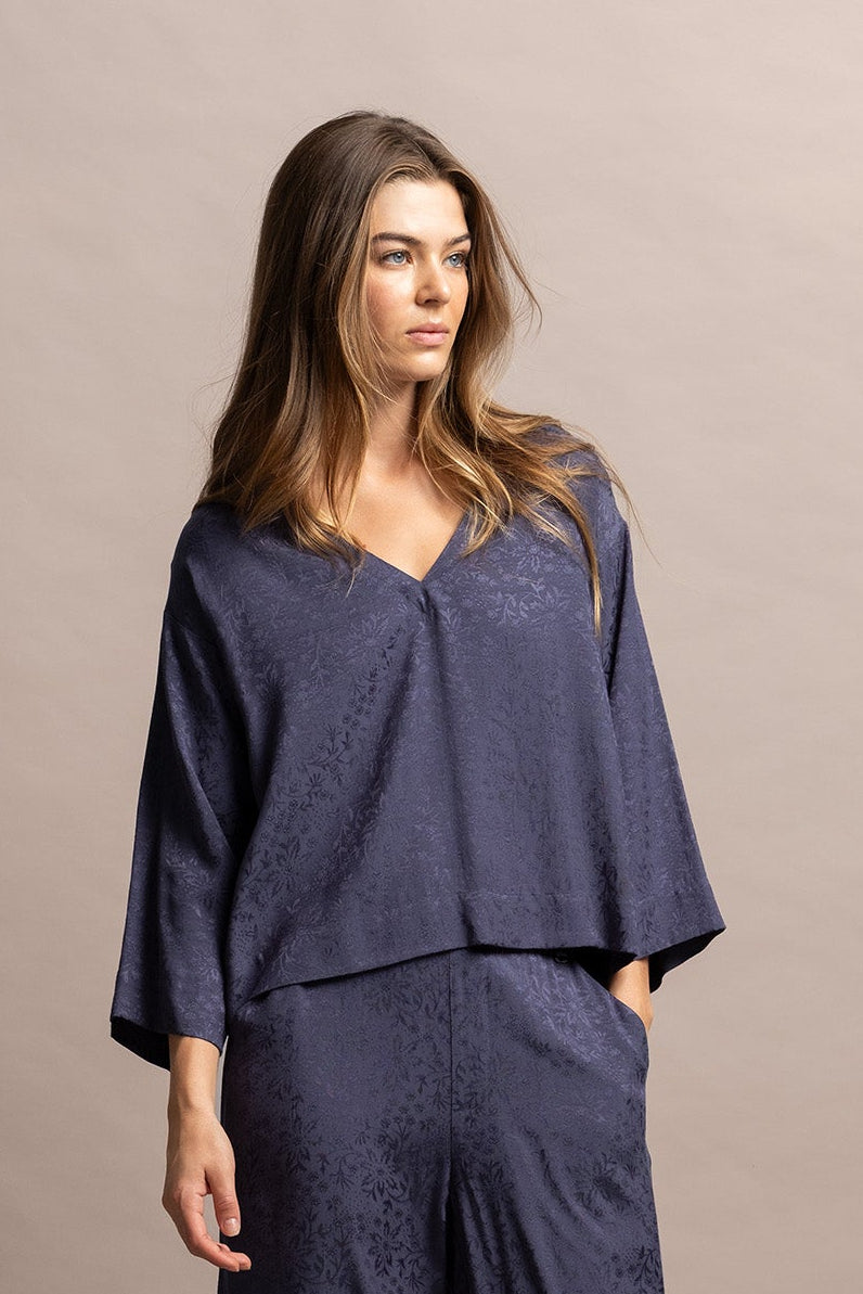 TÚNICA JACQUARD DECOTE EM V