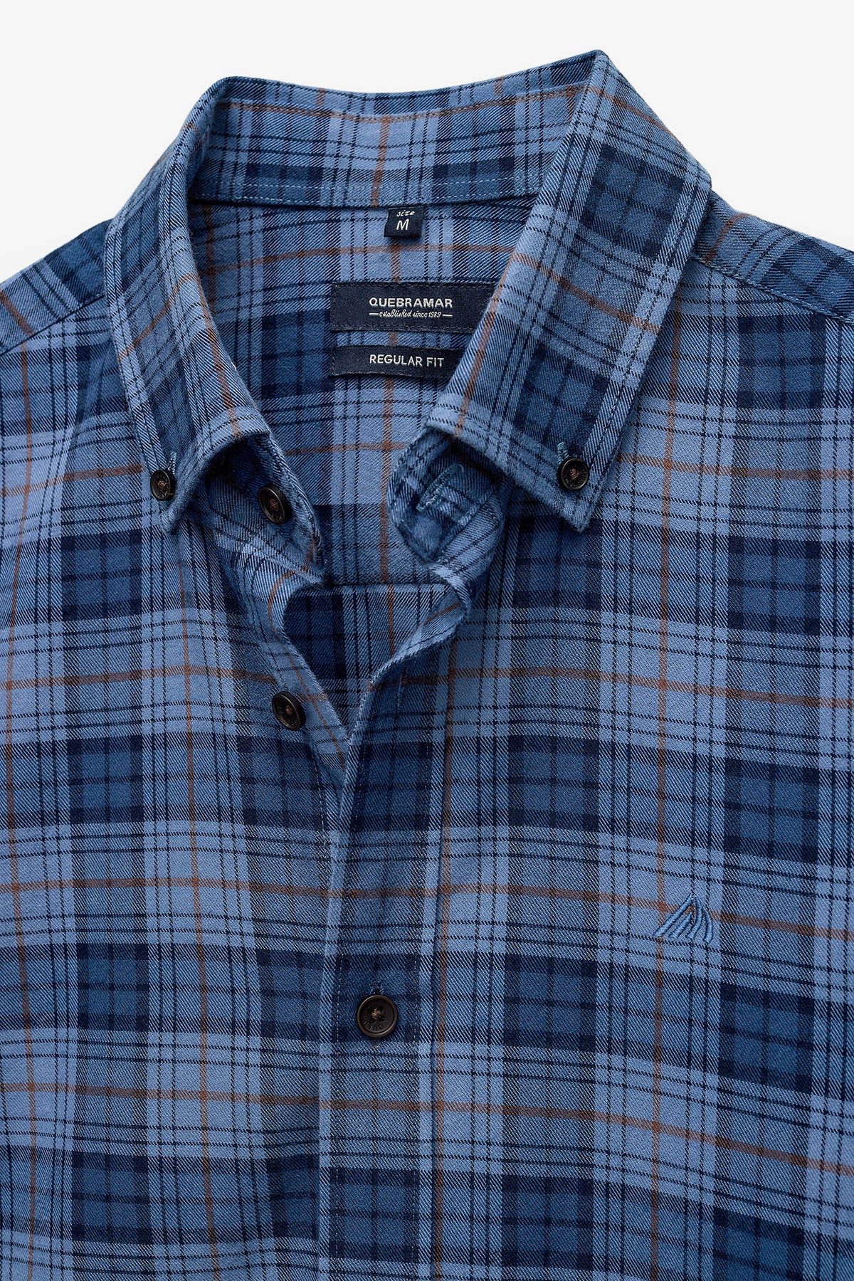 CAMISA AOS QUADRADOS
