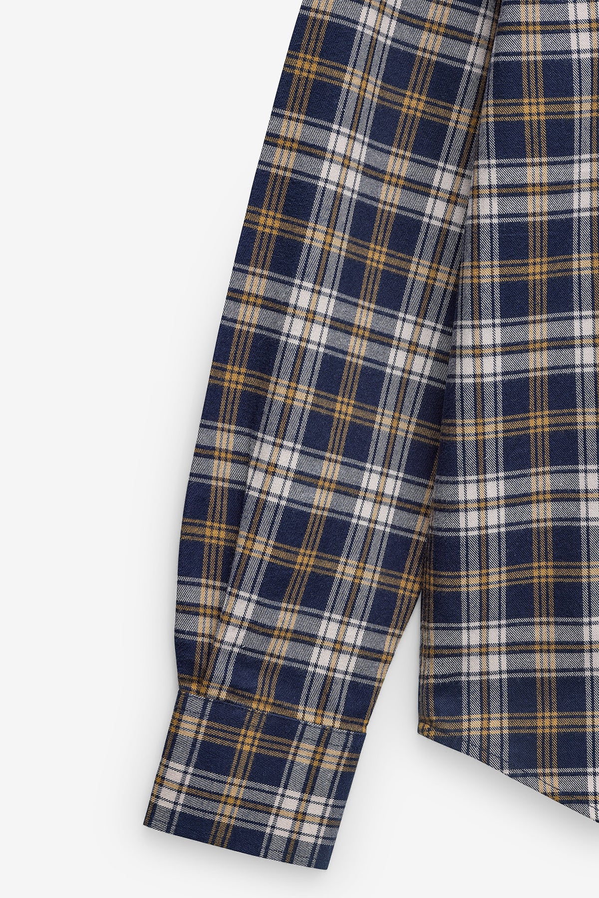 CAMISA COM XADREZ EM FLANELA