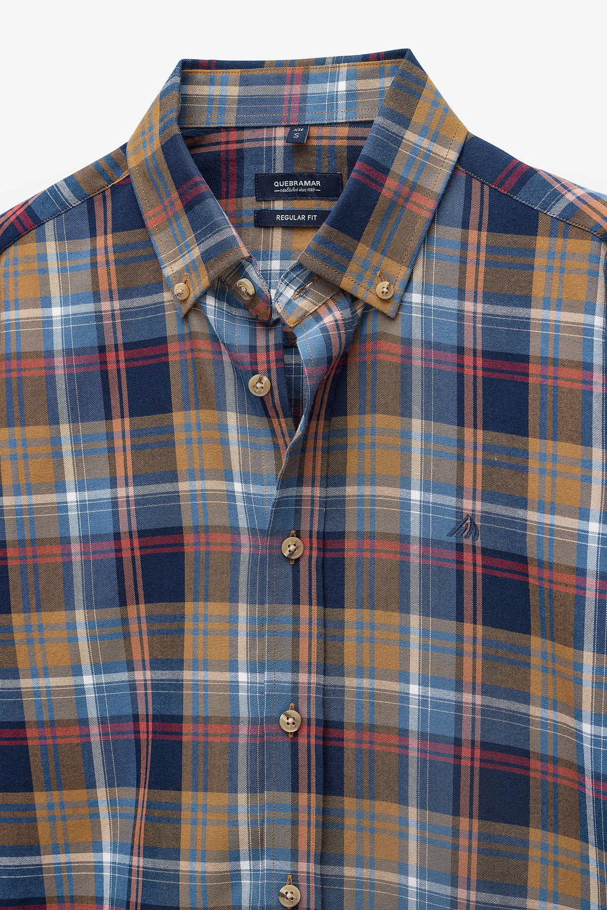 CAMISA AOS QUADRADOS