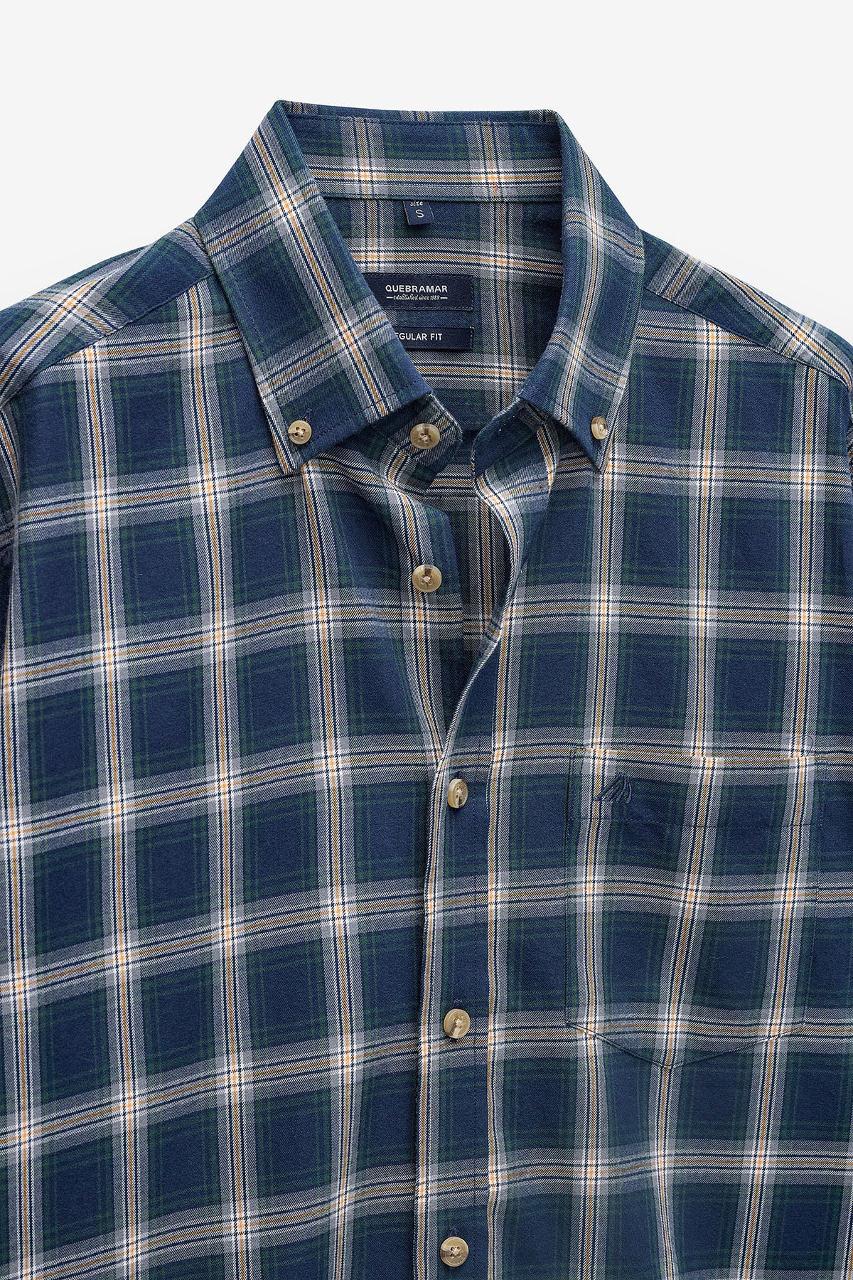 CAMISA AOS QUADRADOS