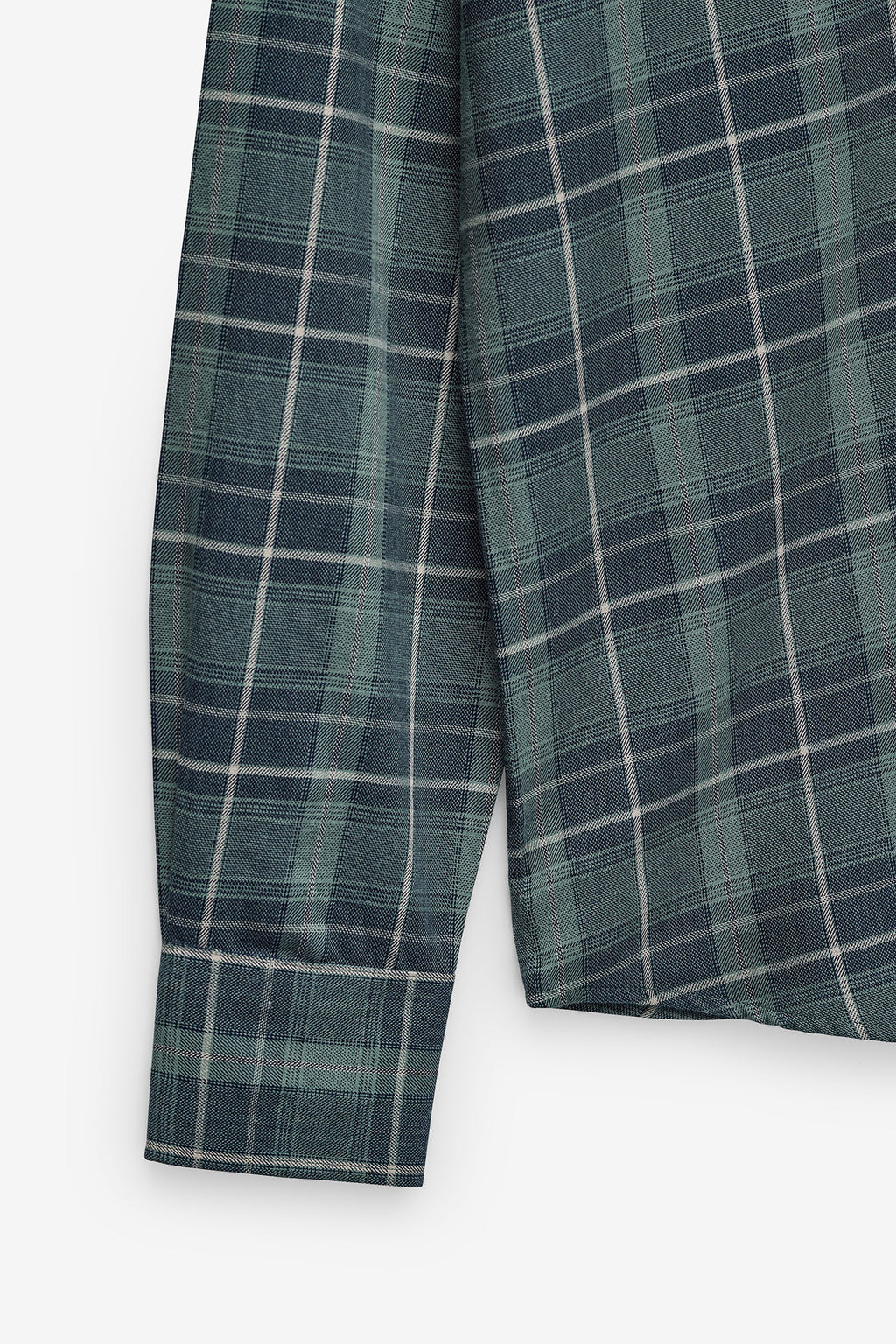 CAMISA AOS QUADRADOS