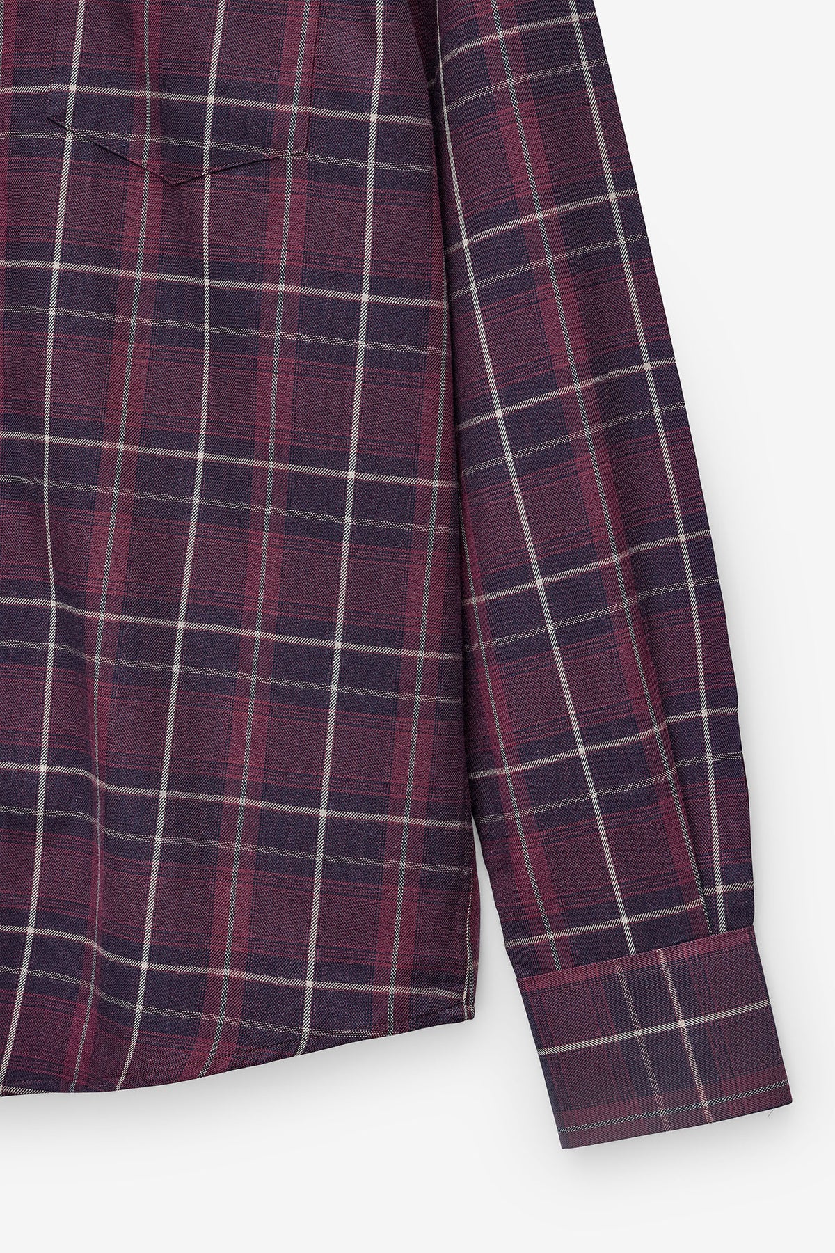 CAMISA AOS QUADRADOS