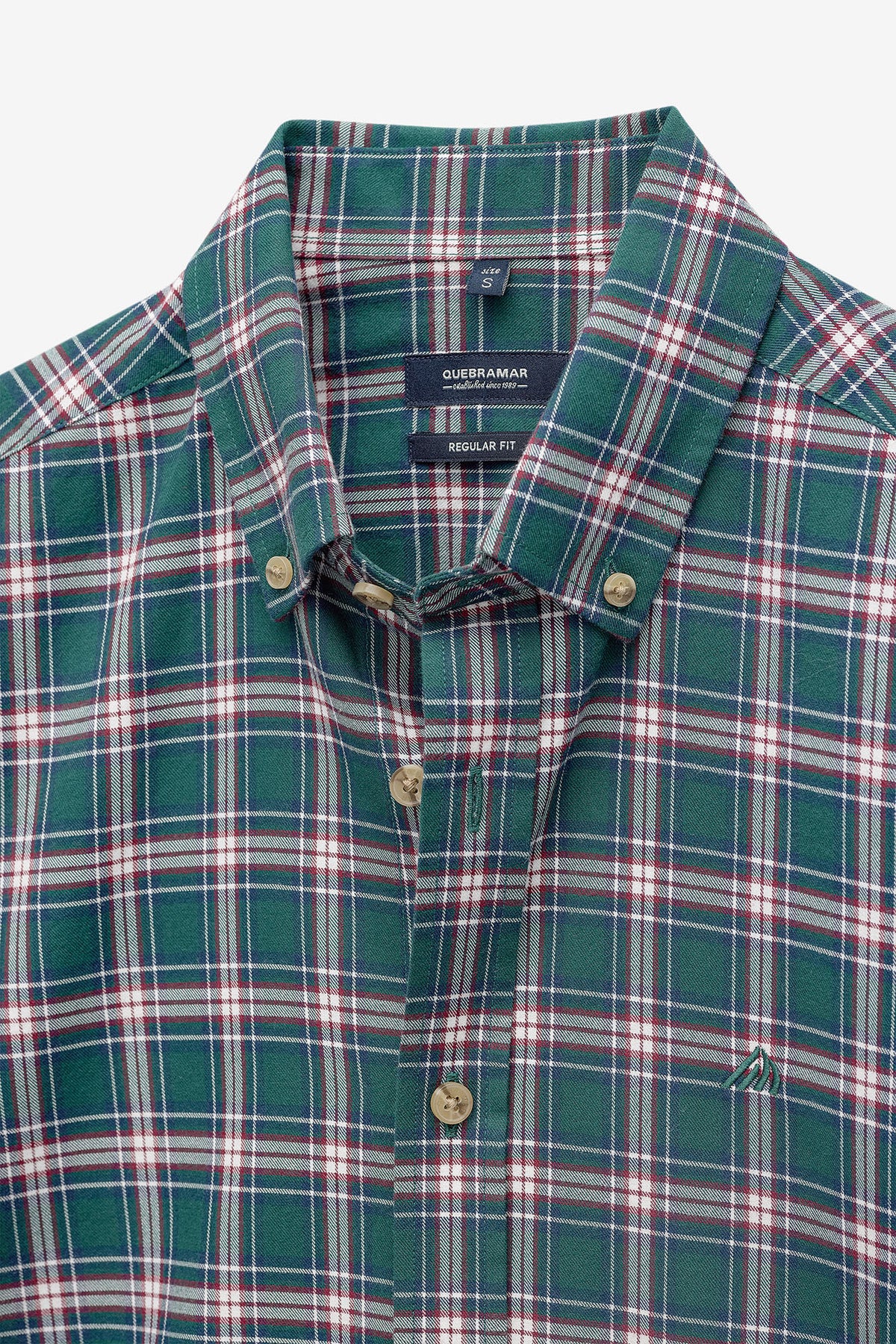 CAMISA AOS QUADRADOS