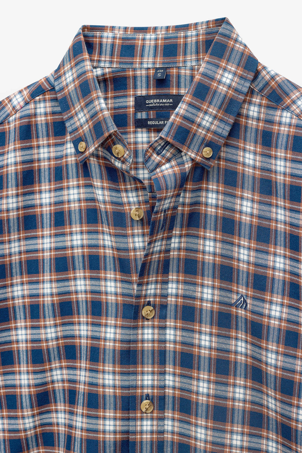 CAMISA AOS QUADRADOS