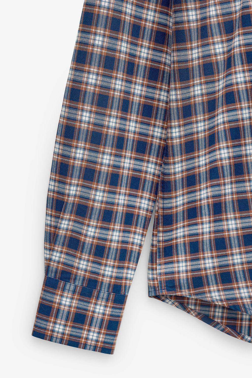 CAMISA AOS QUADRADOS
