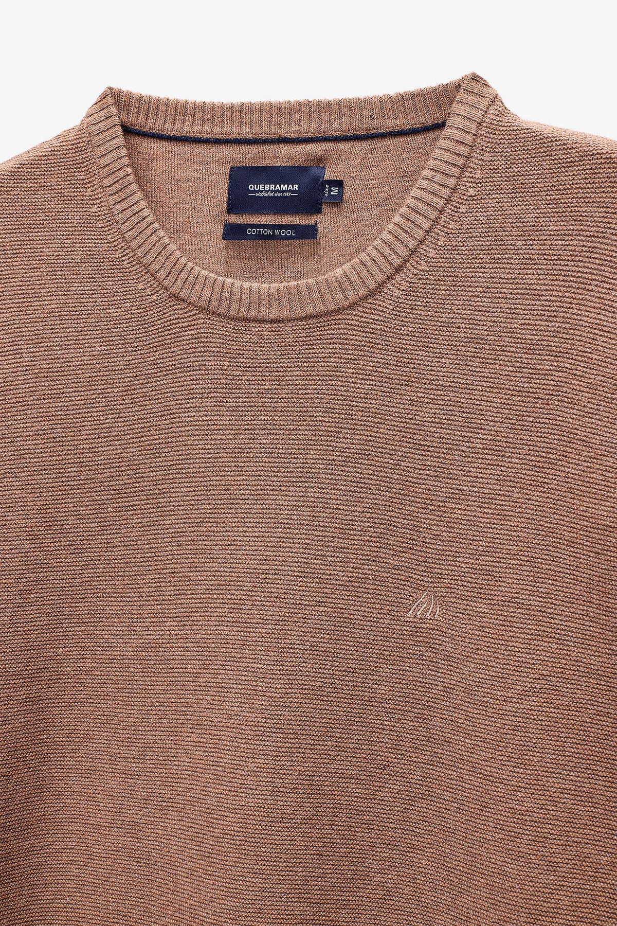 CAMISOLA COM ESTRUTURA