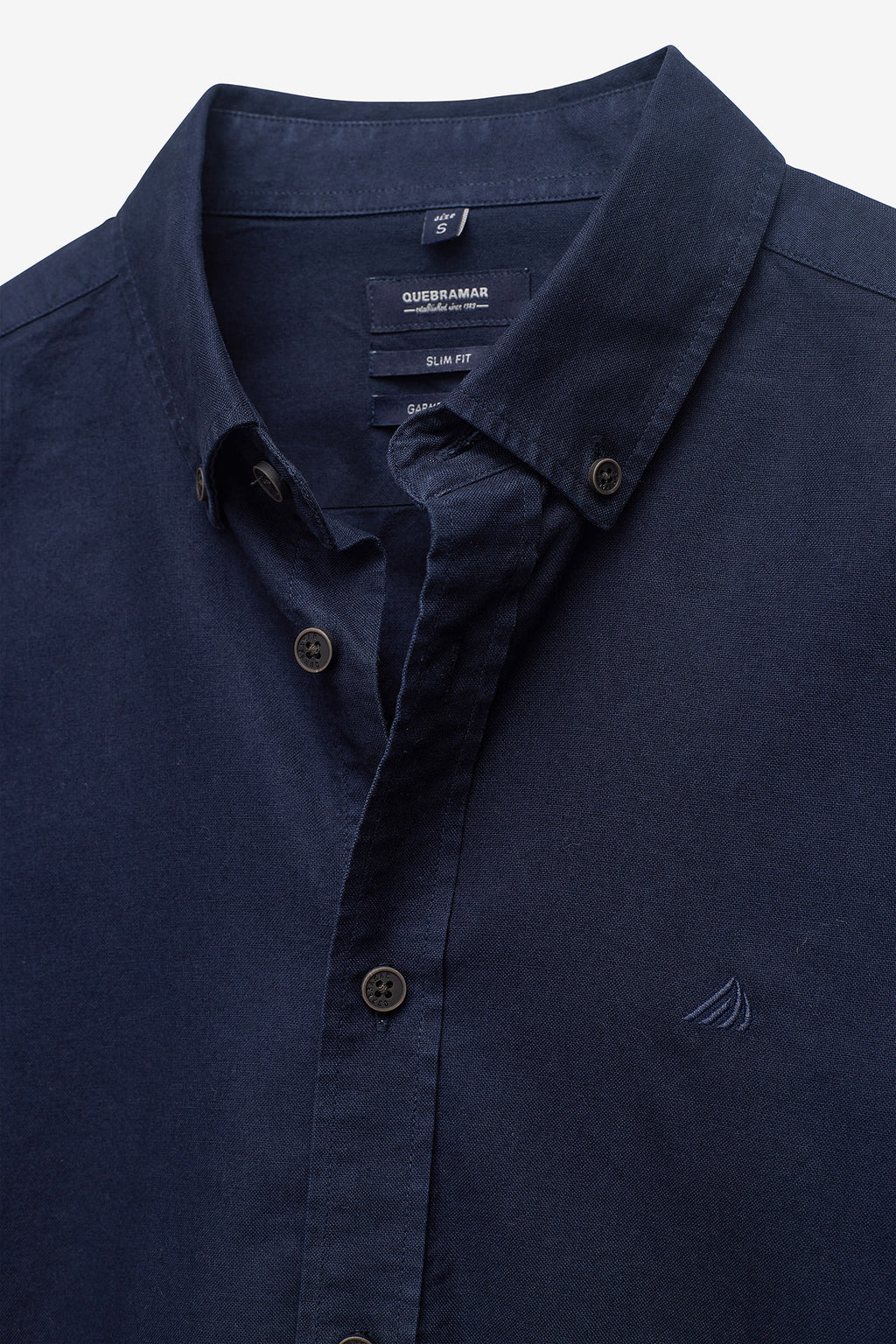 CAMISA SLIM FIT TEÑIDO EN PRENDA
