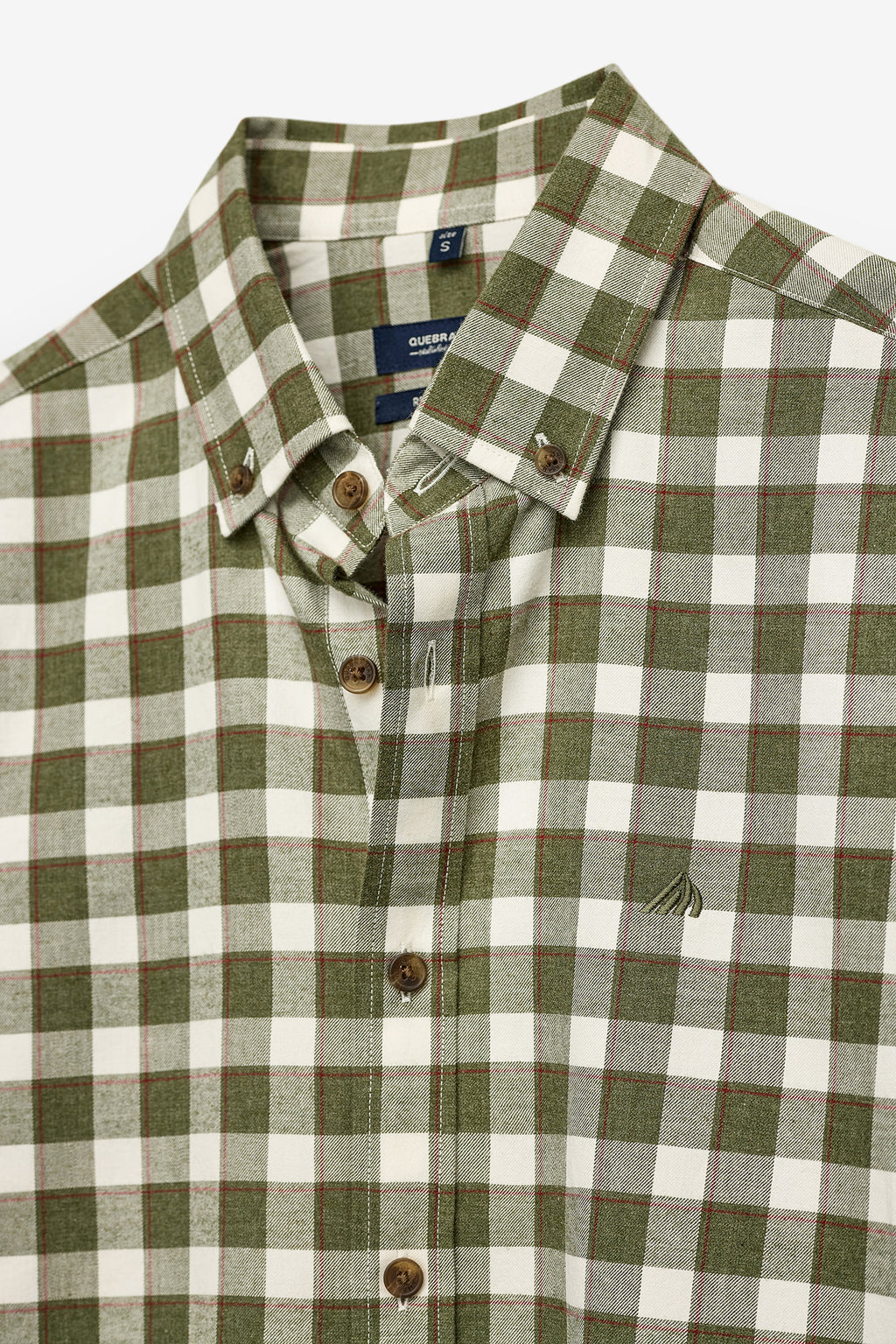 CAMISA AOS QUADRADOS