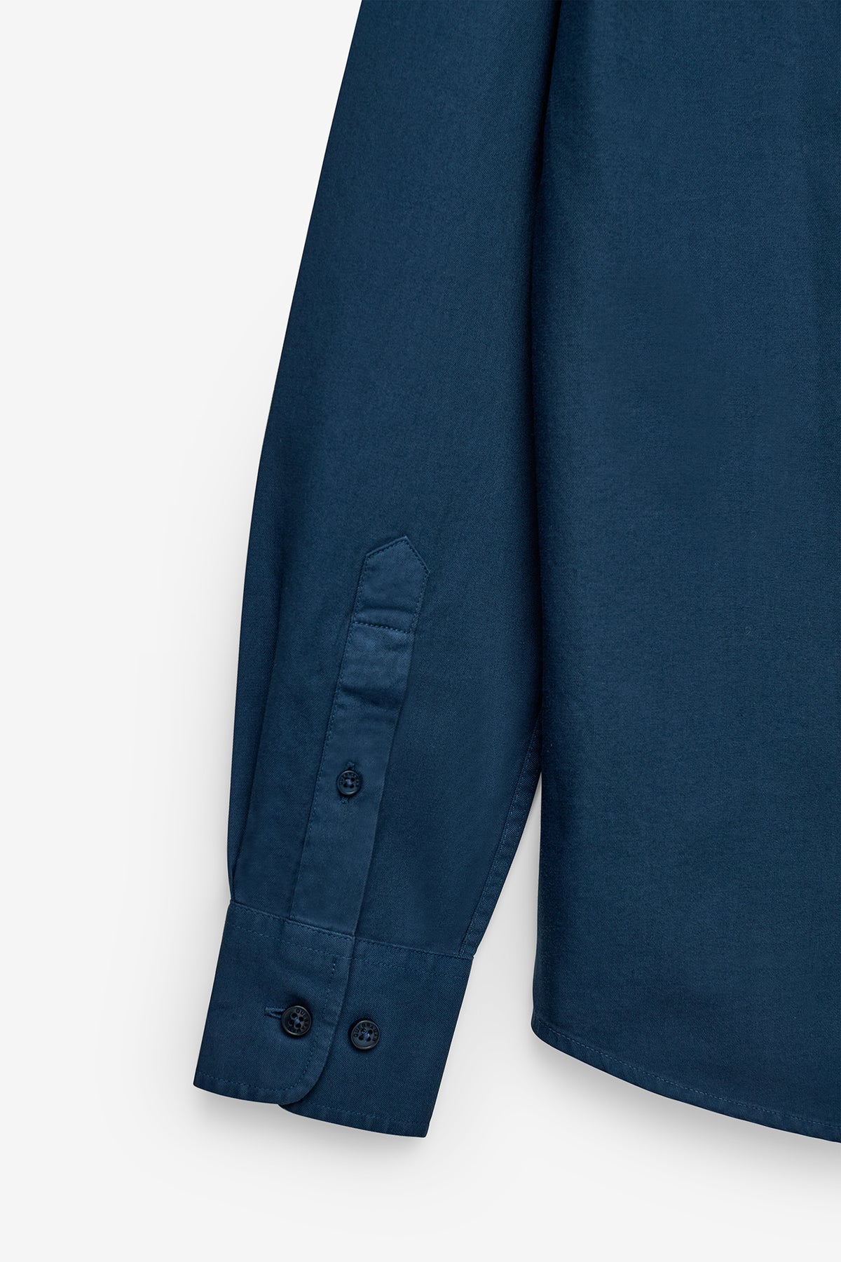 CAMISA SLIM FIT DE SARJA LAVADA