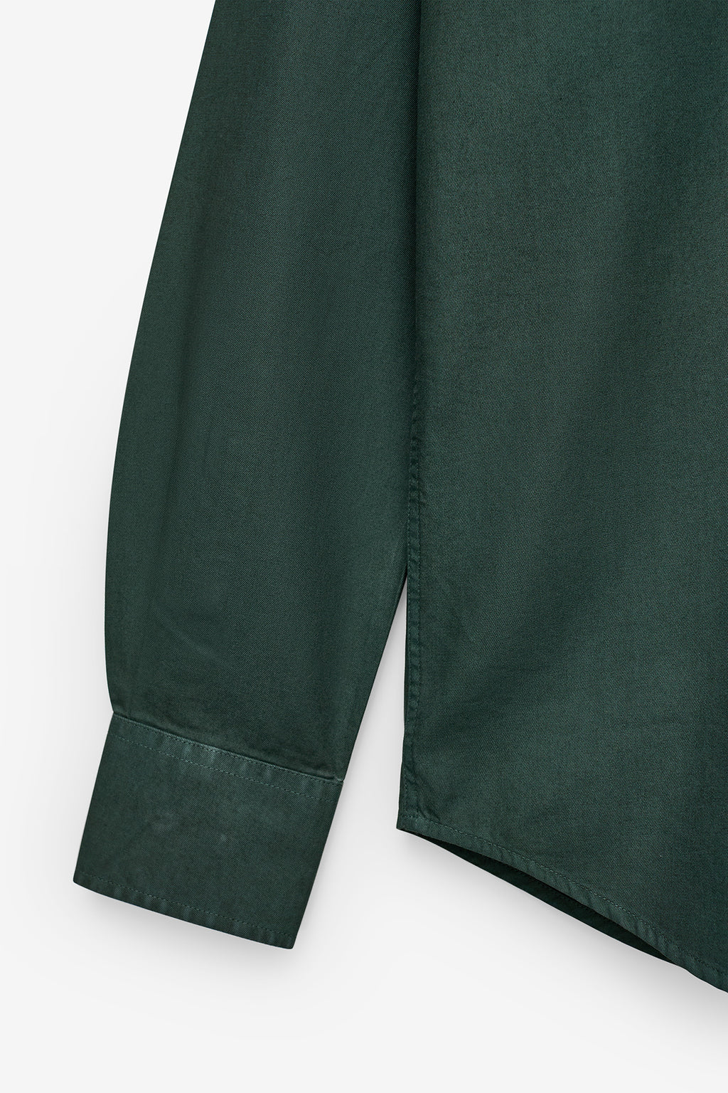 CAMISA SLIM FIT EN SARGA LAVADA