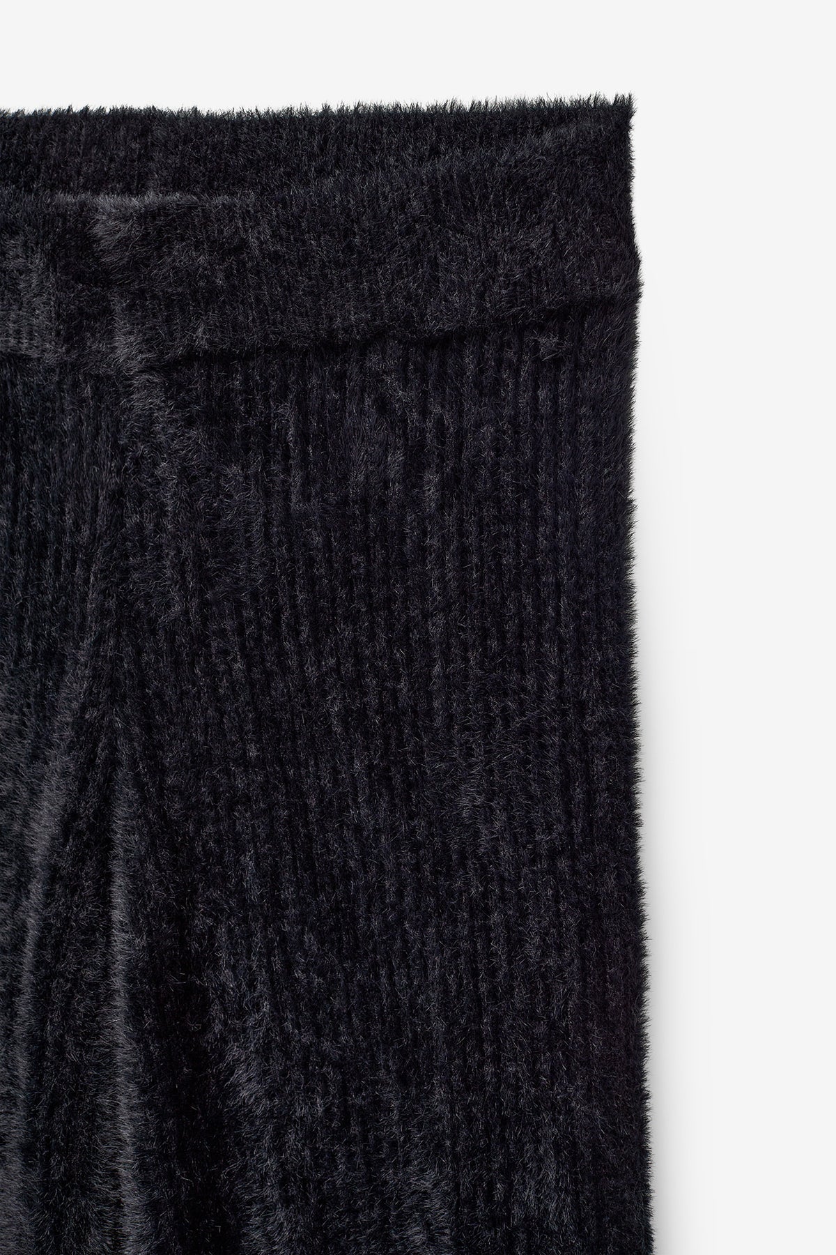 PANTALONES ANCHOS DE PELUCHE