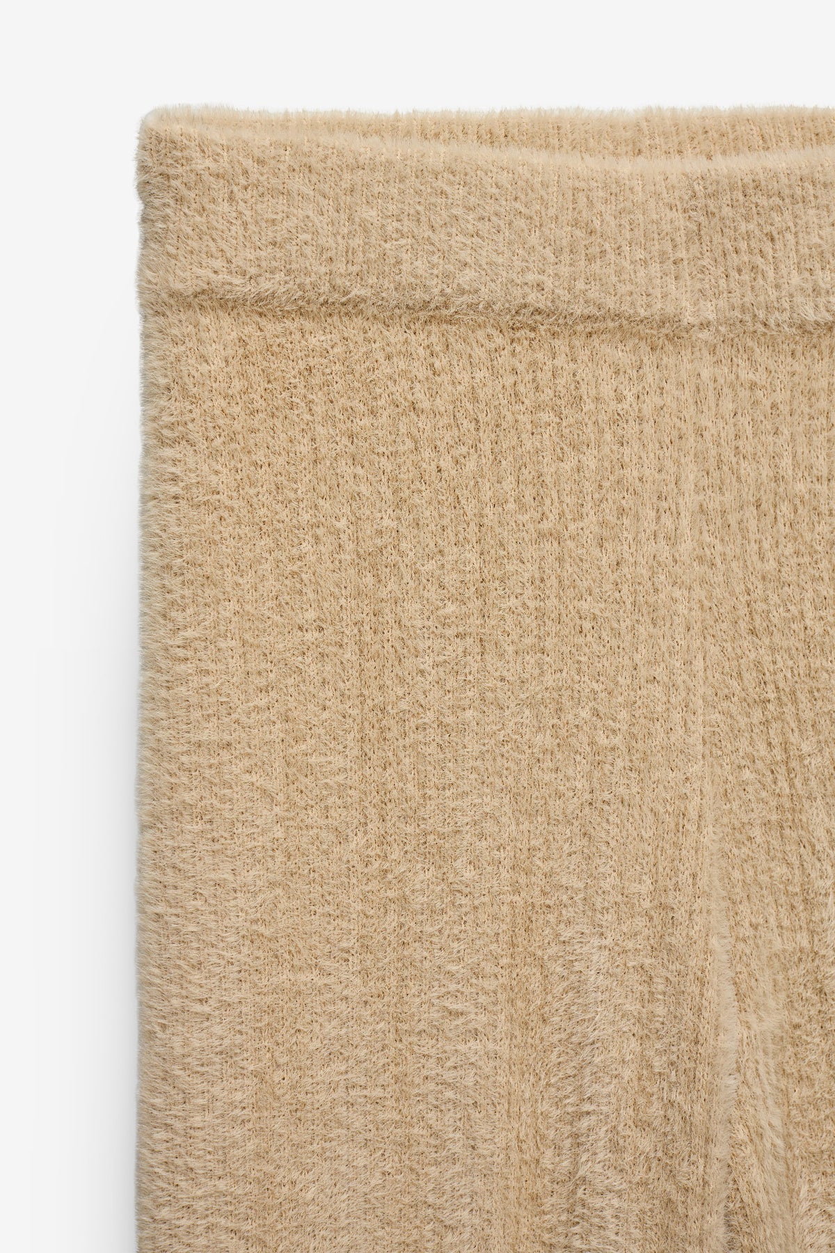PANTALÓN ANCHO DE PELUCHE