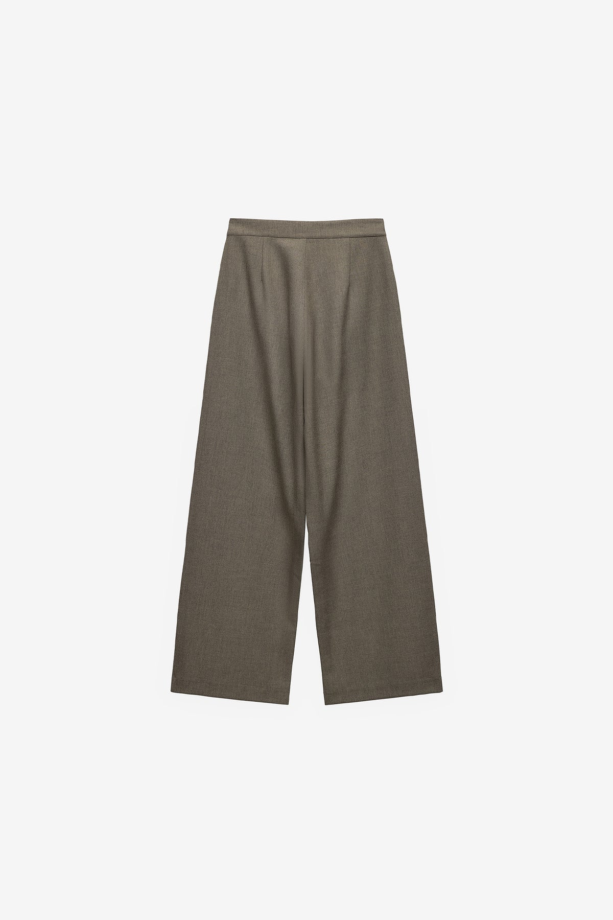 CALÇAS LARGAS COM BOLSOS CHAPA